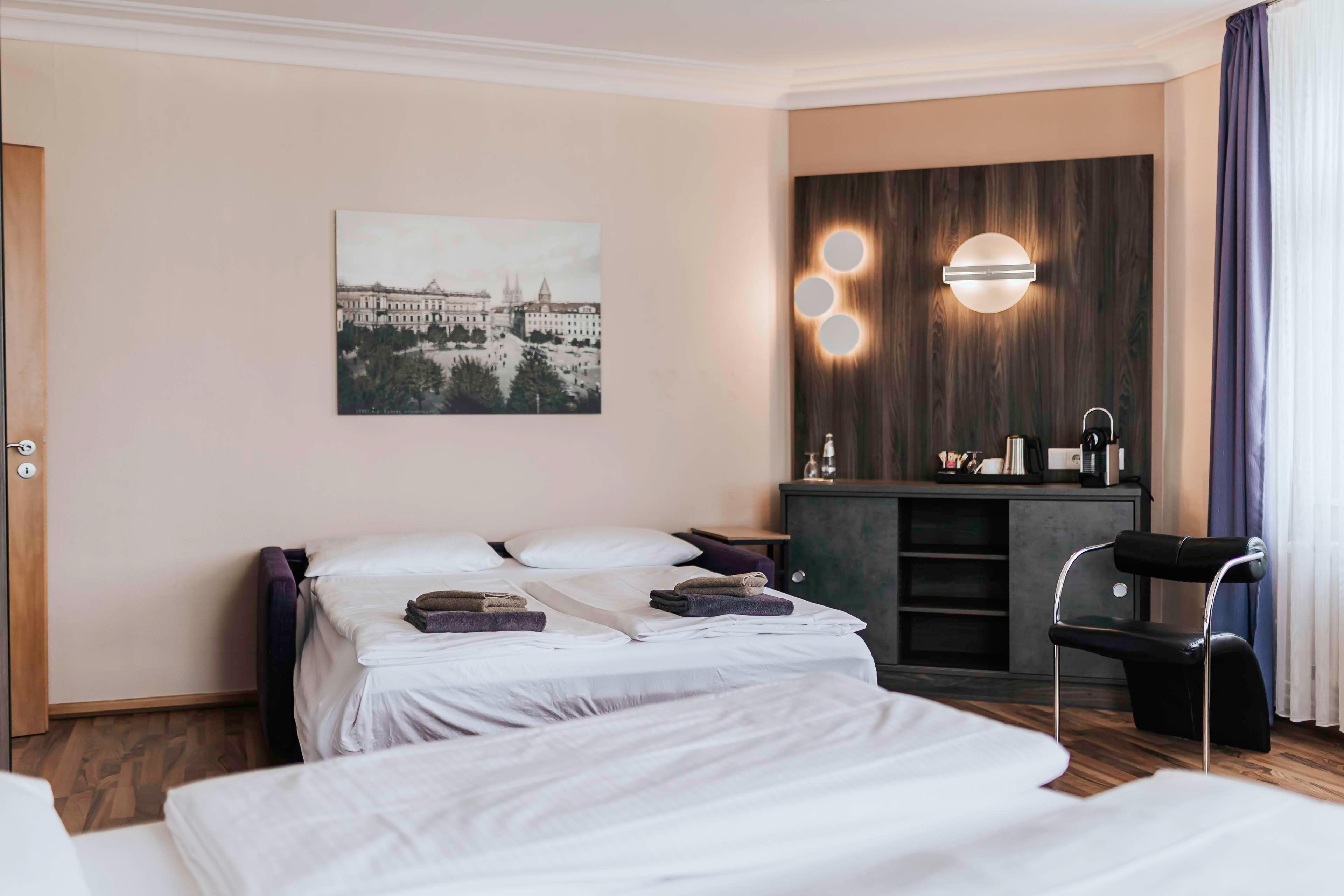 Family Room Capacity 4