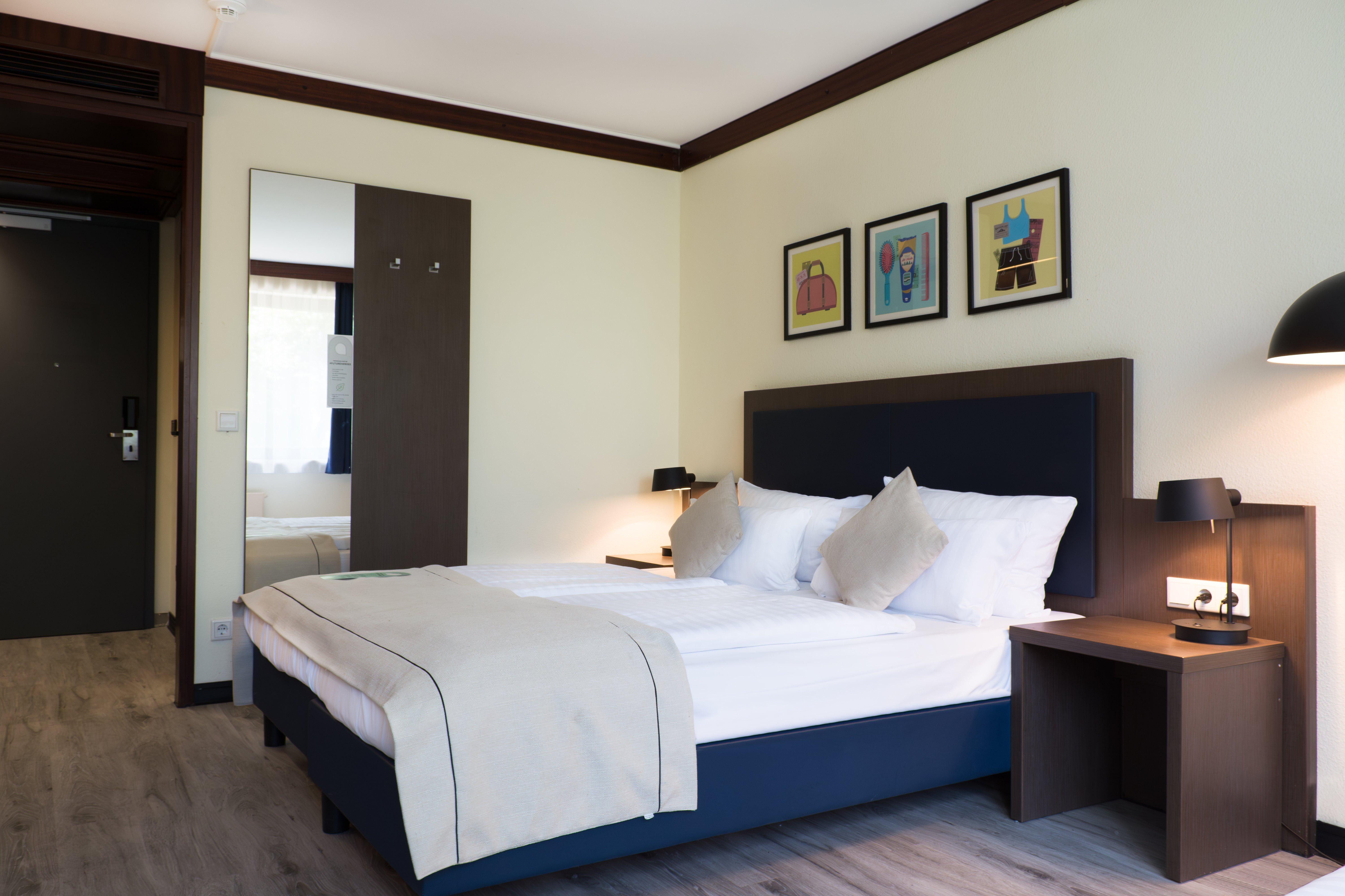 Double or Twin Standard