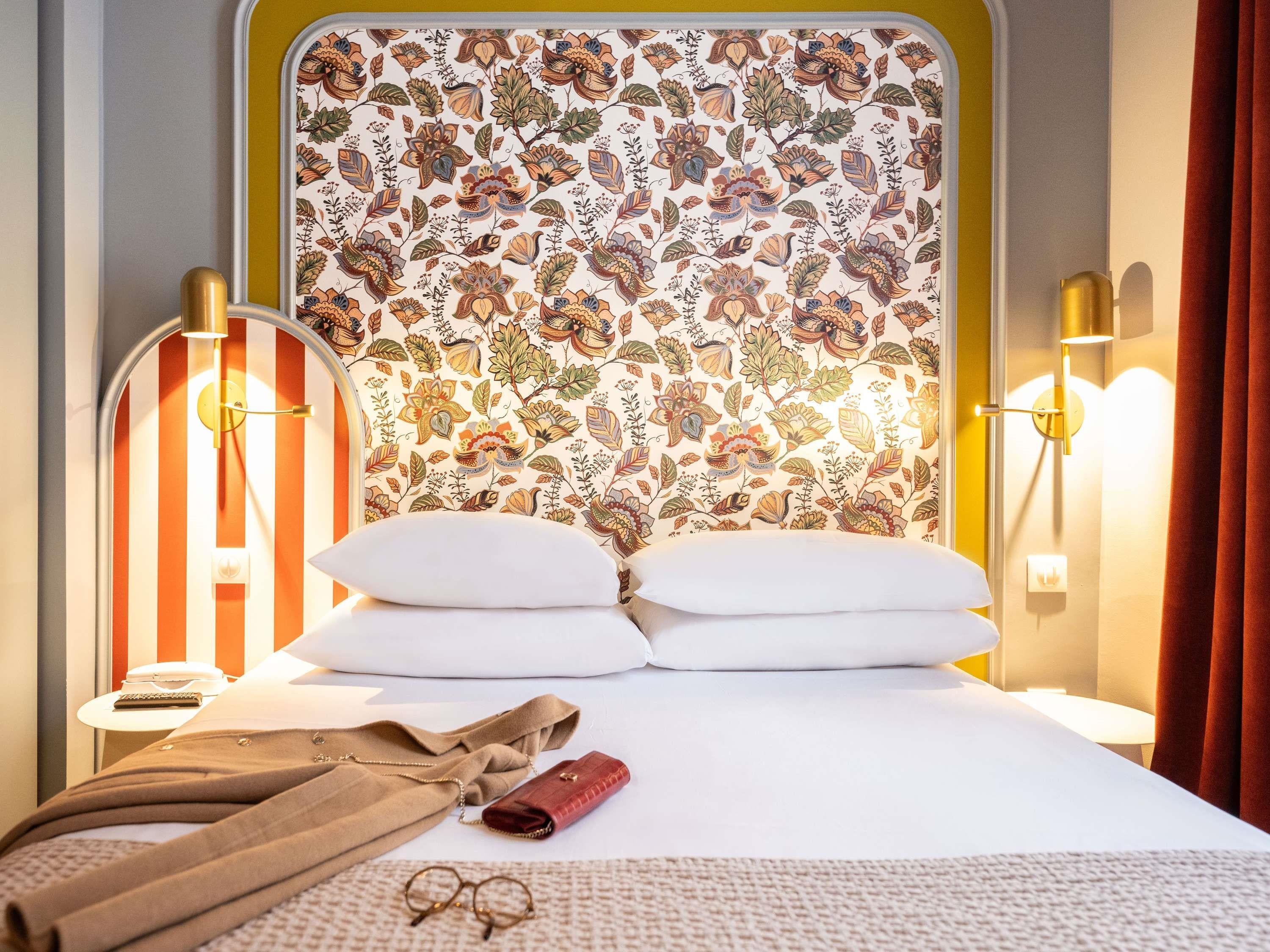 Double Classic Double Bed