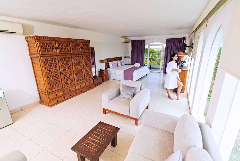 Suite Deluxe King Bed