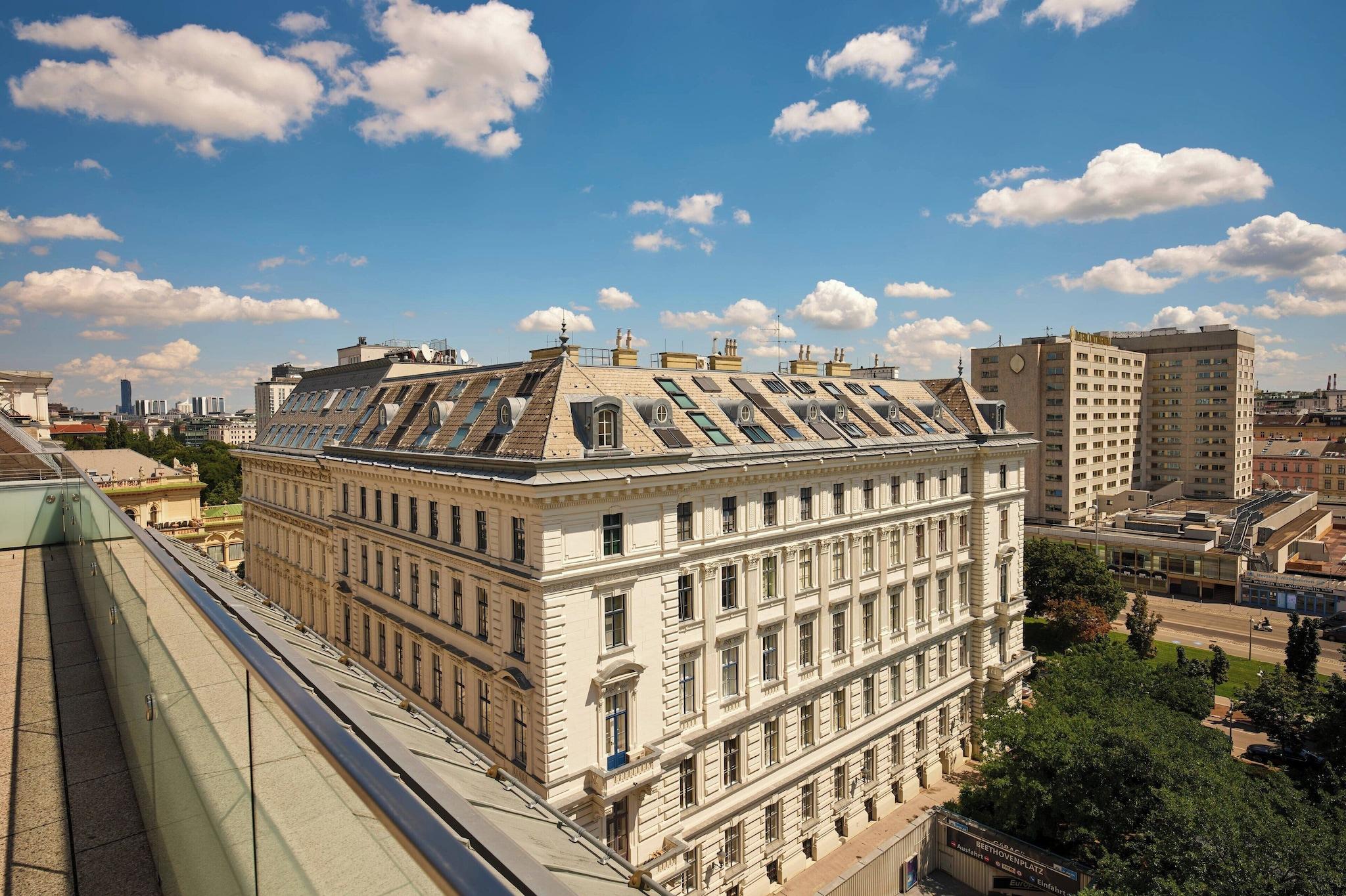 Suite Executive King Bed