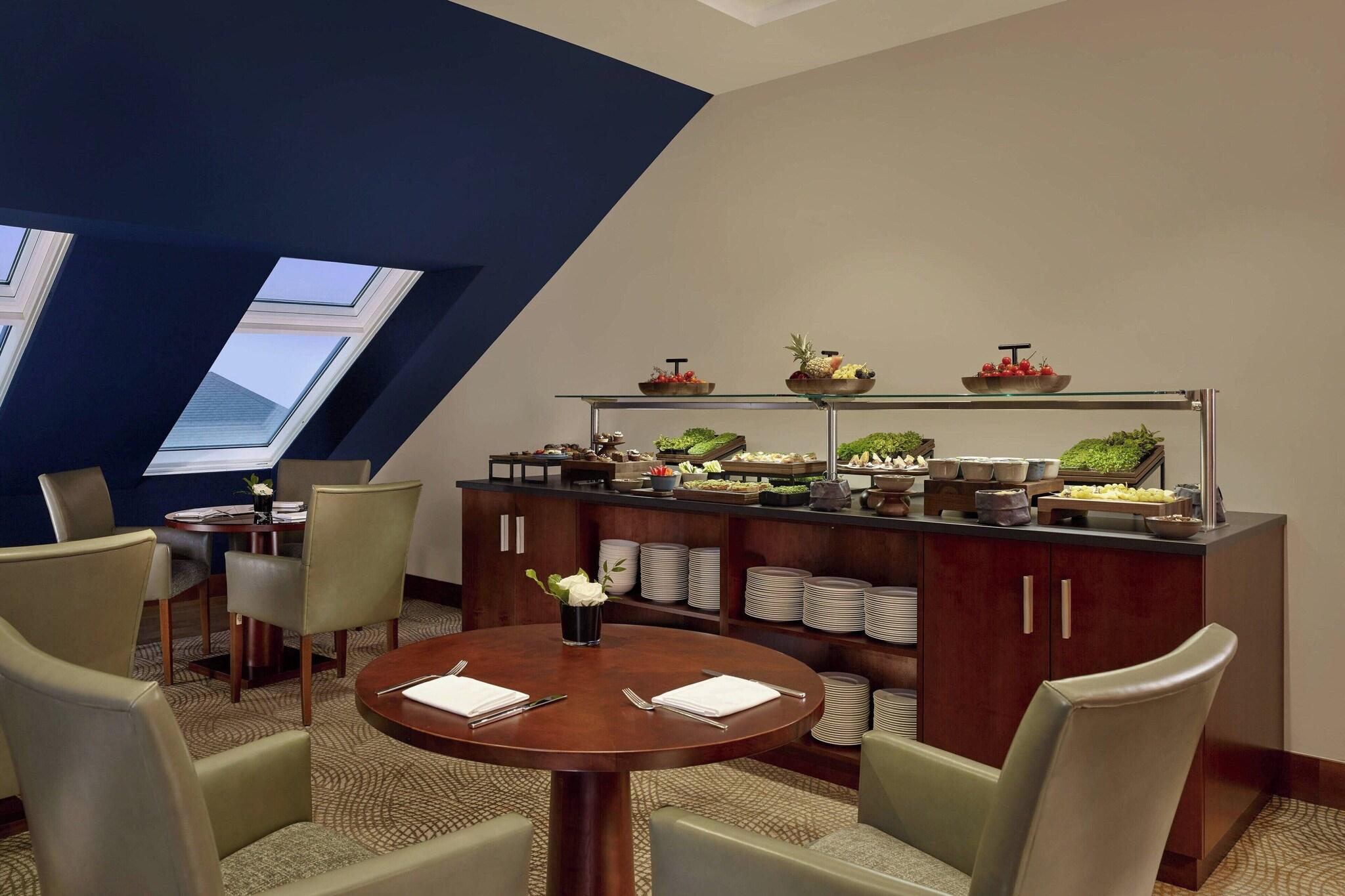 Suite Executive King Bed