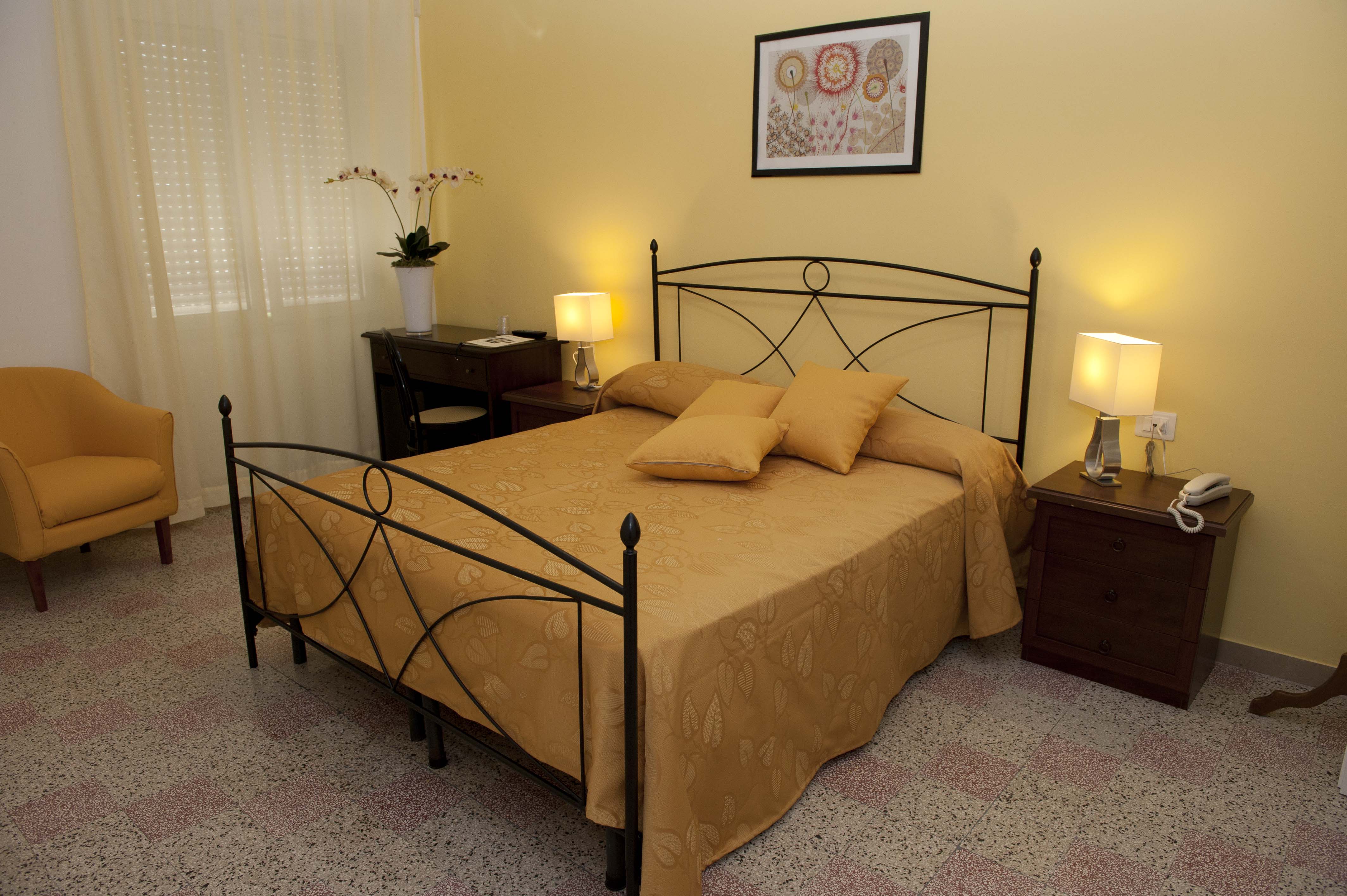 Double or Twin Standard