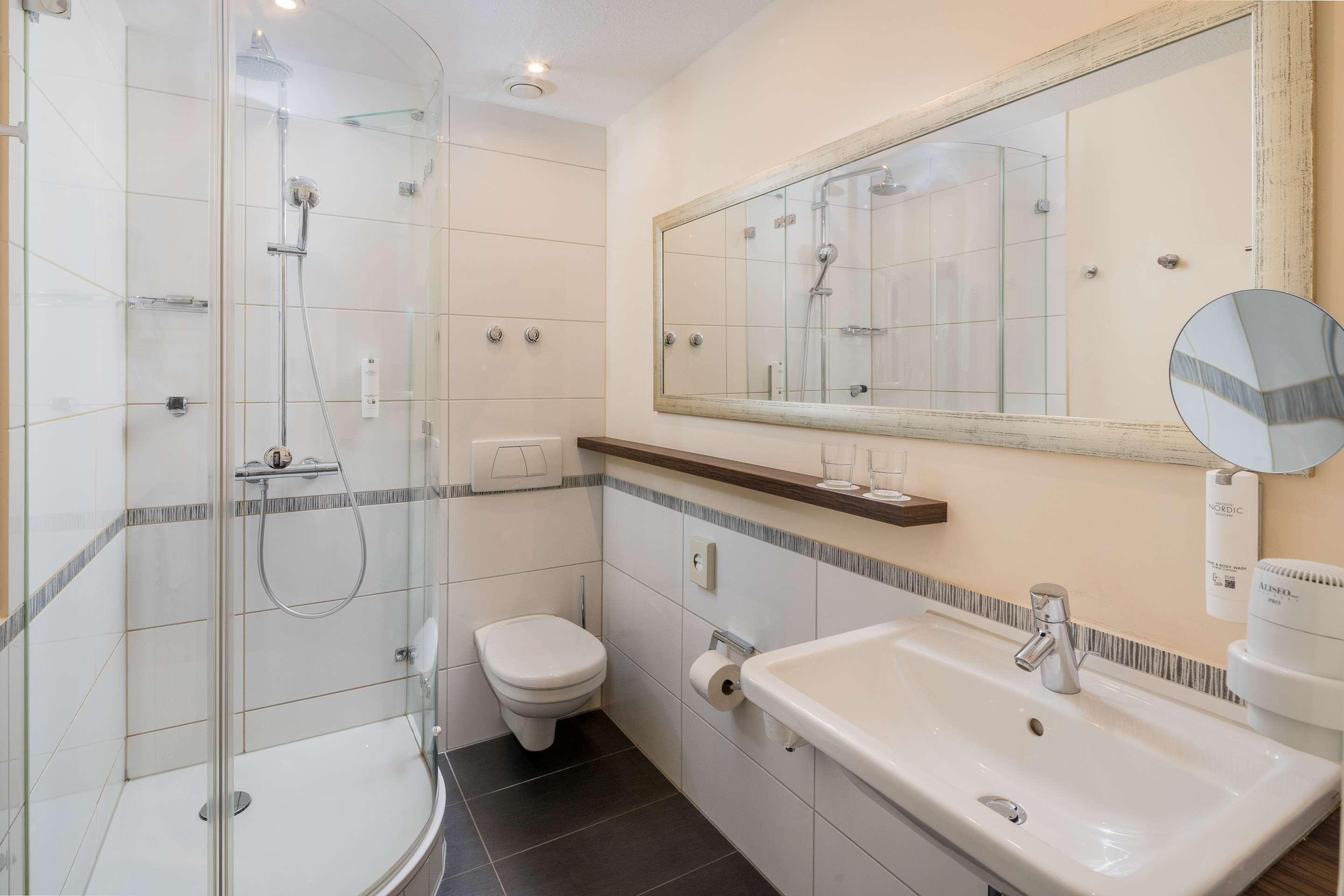 Double Queen Size Bed