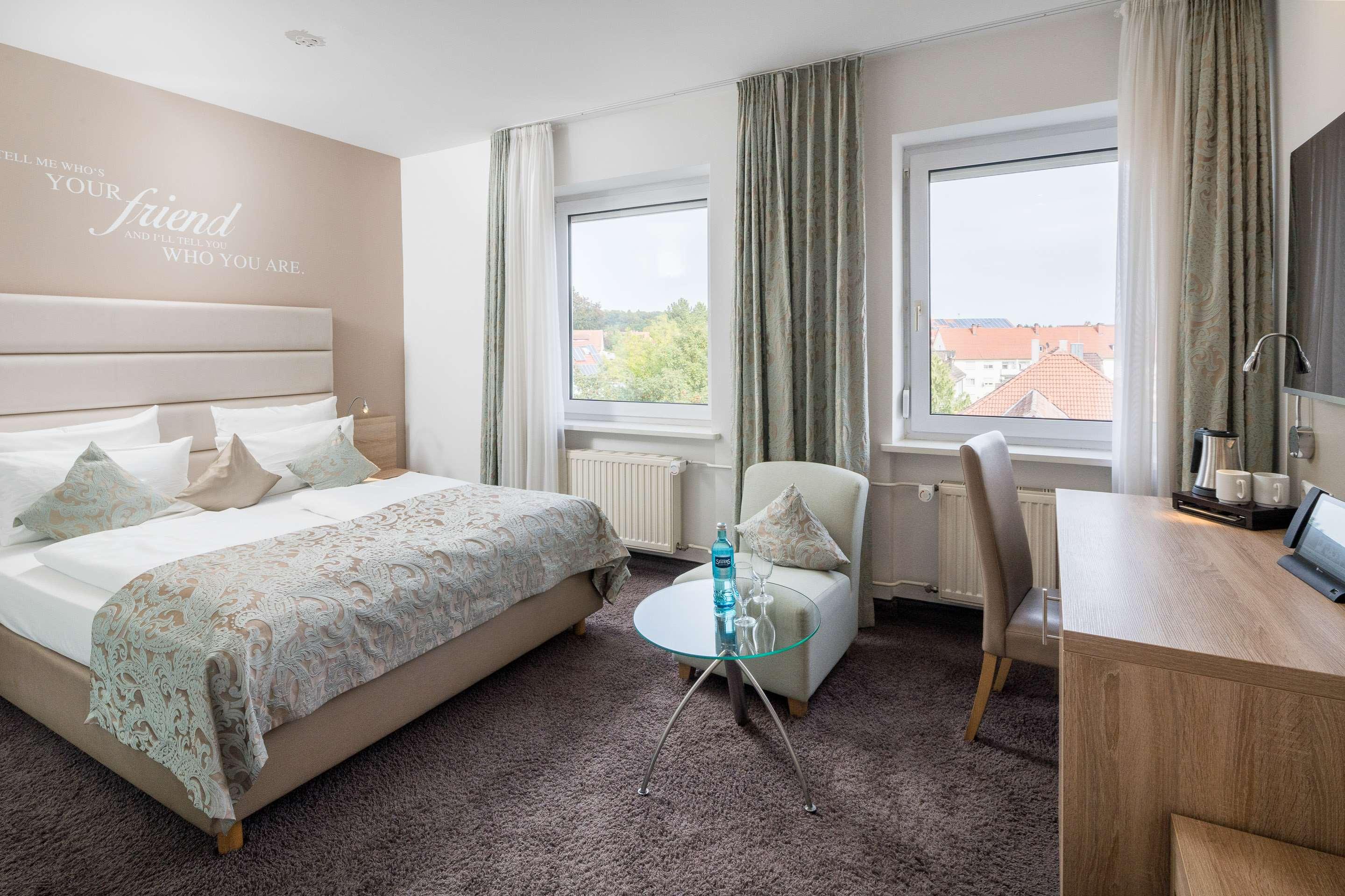 Double Queen Size Bed