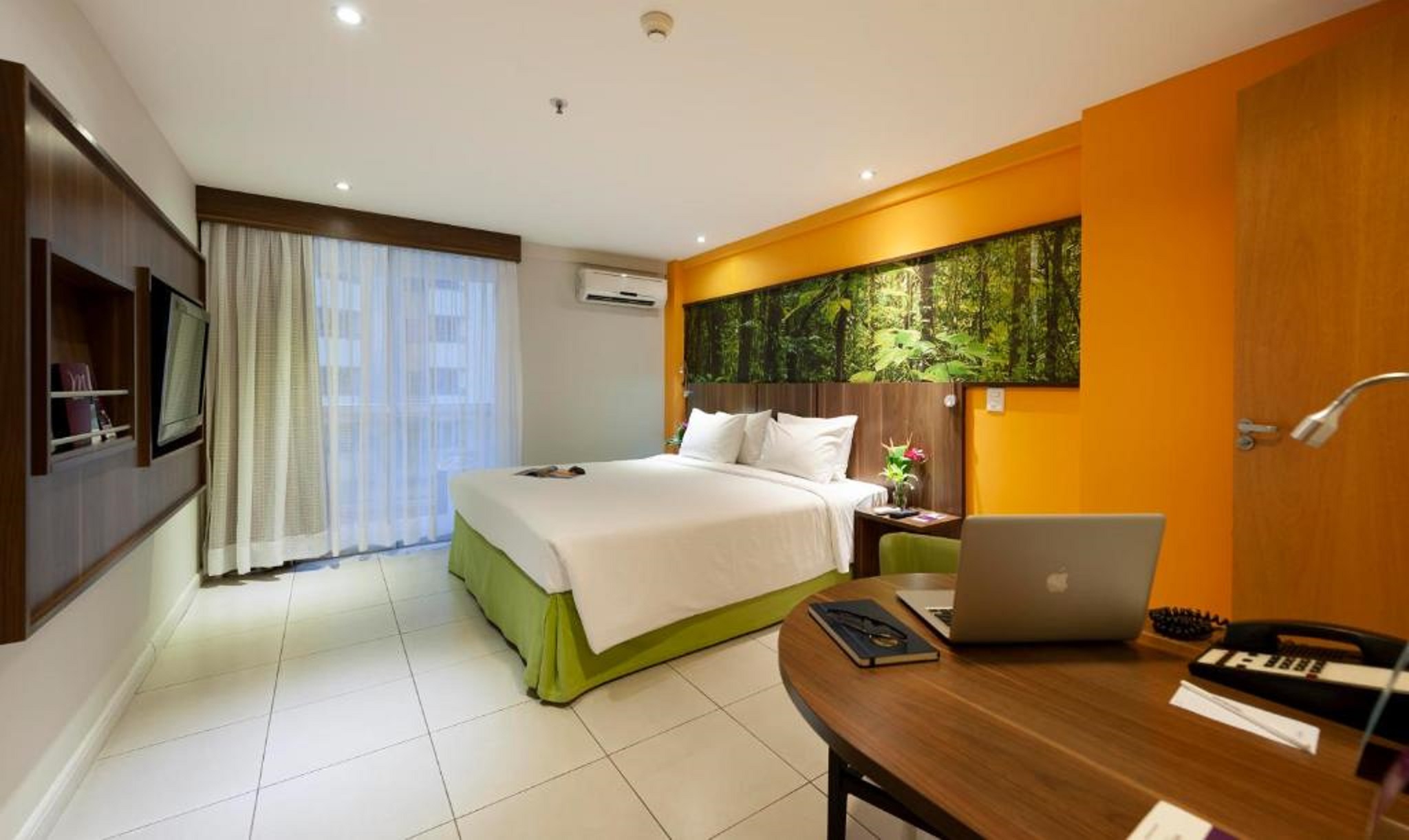 Double Classic Double Bed