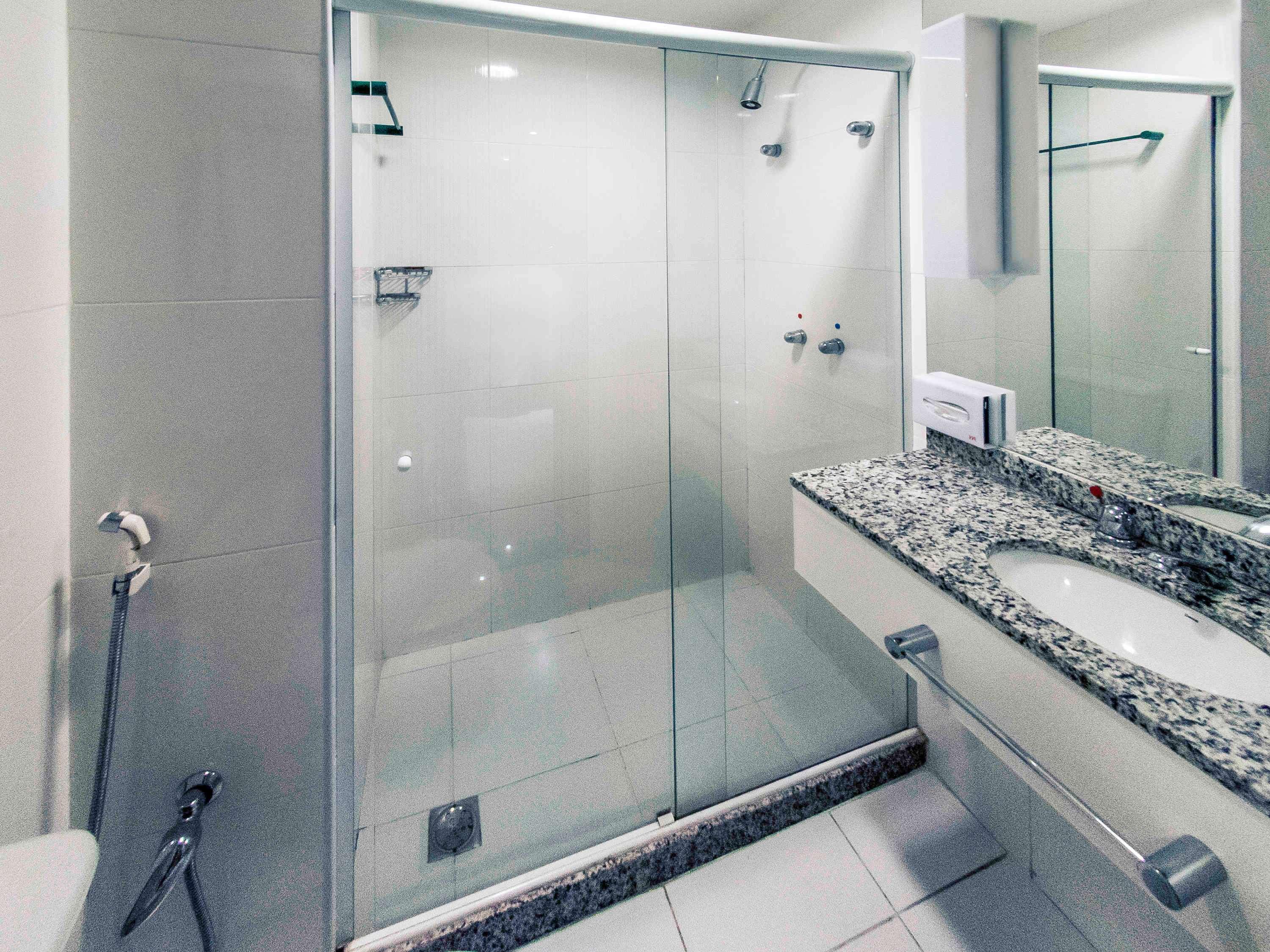 Double Queen Size Bed