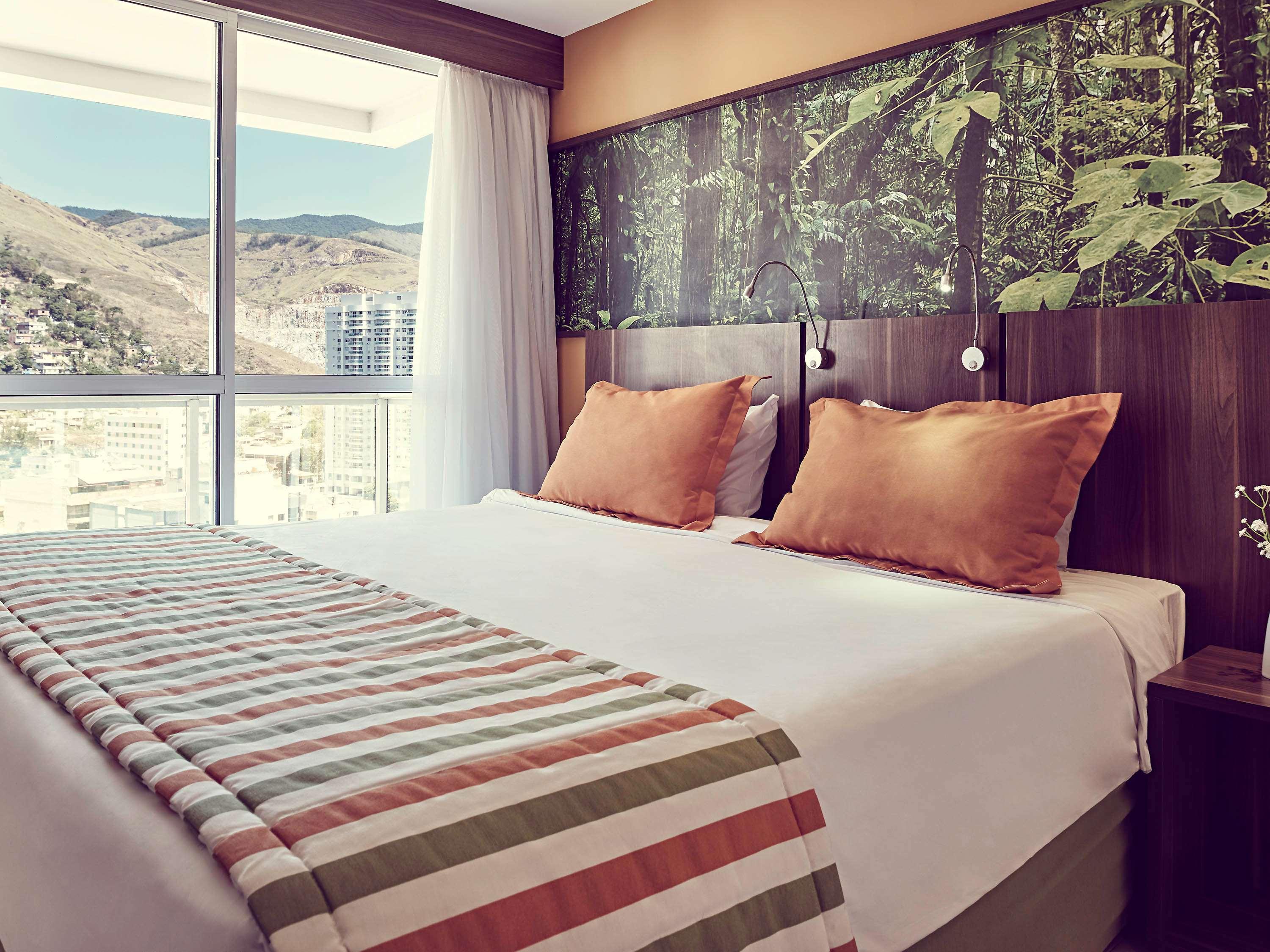 Double Queen Size Bed