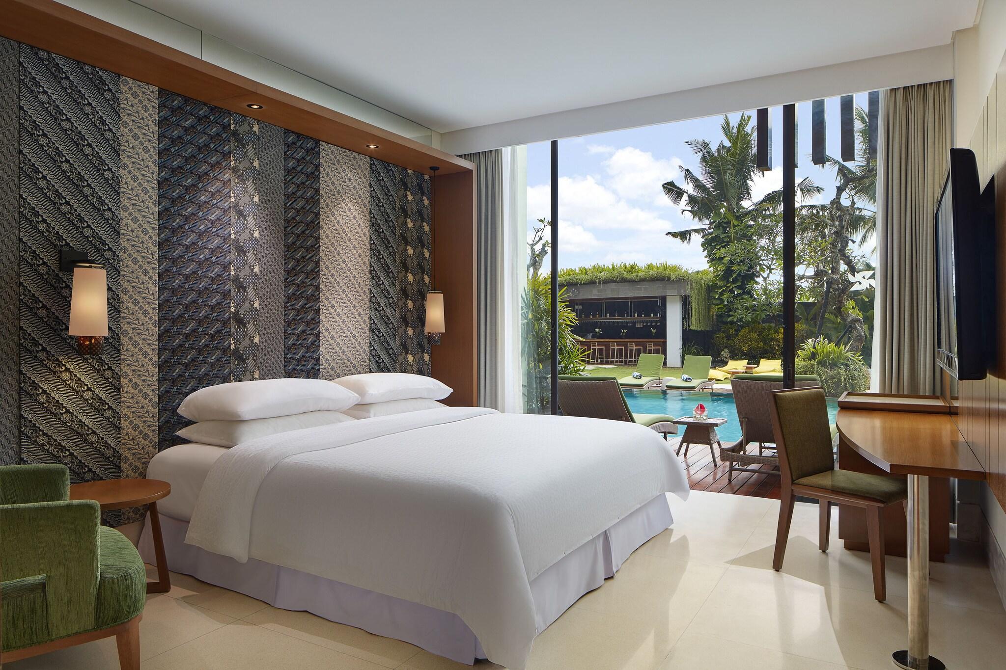 Twin Deluxe Pool View