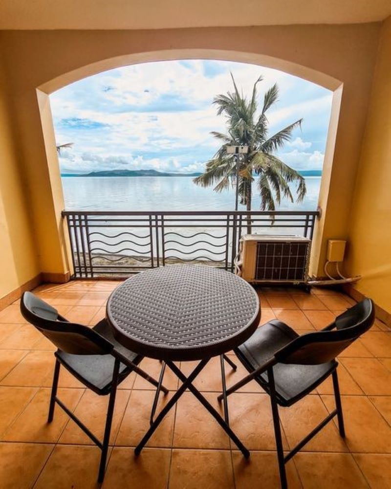 Family Room Superior