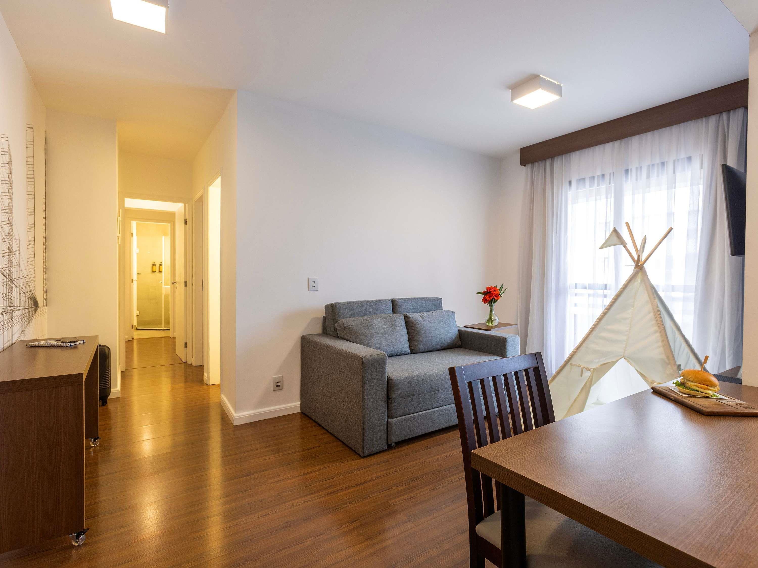 Apartment with Kitchenette