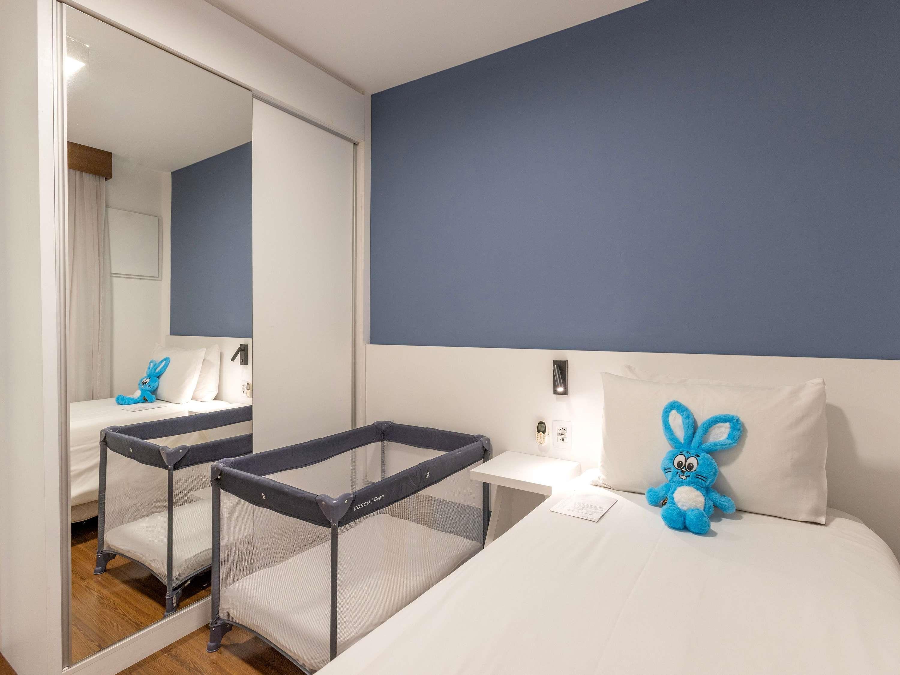 Apartment with Kitchenette