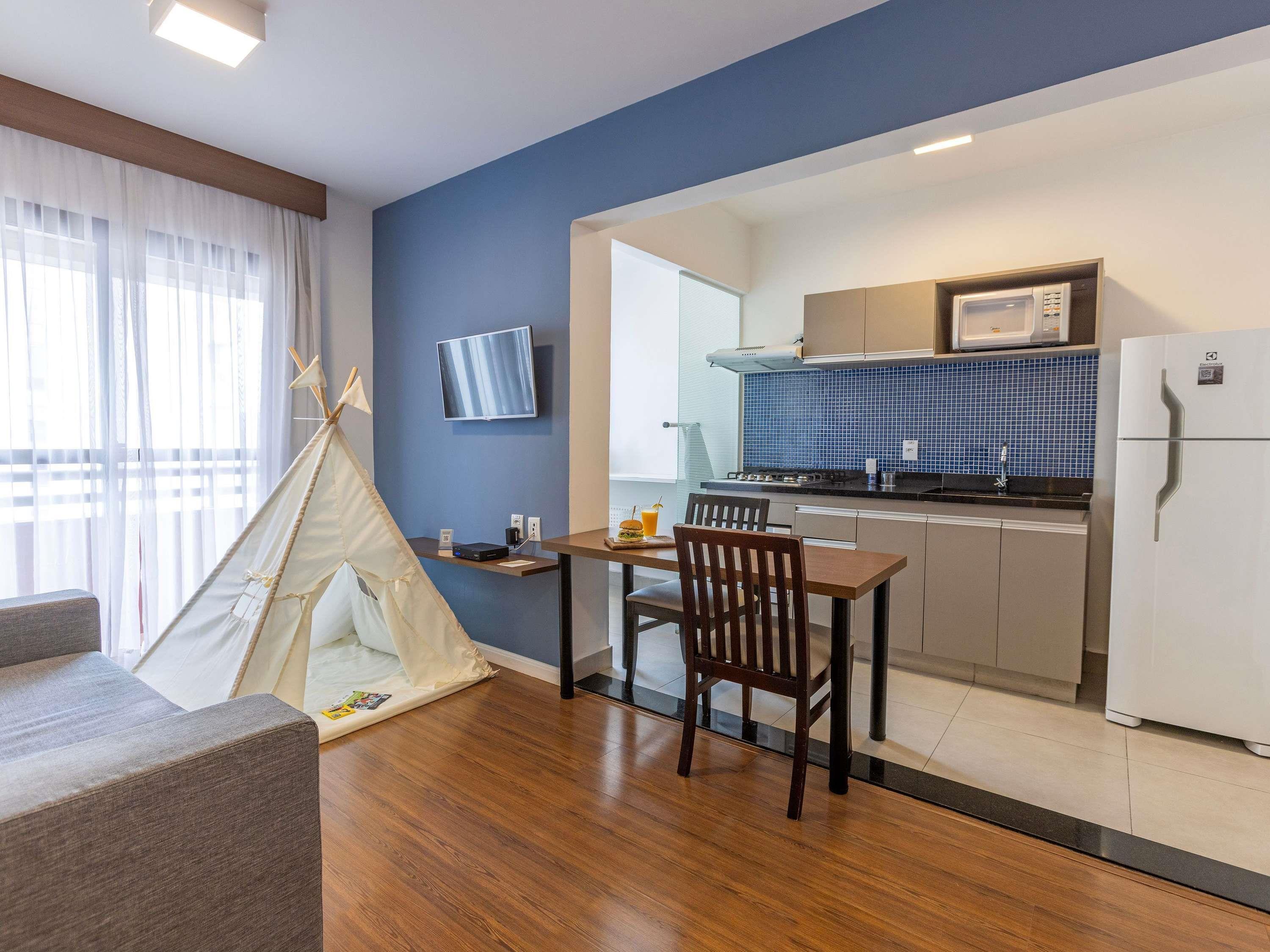 Apartment with Kitchenette