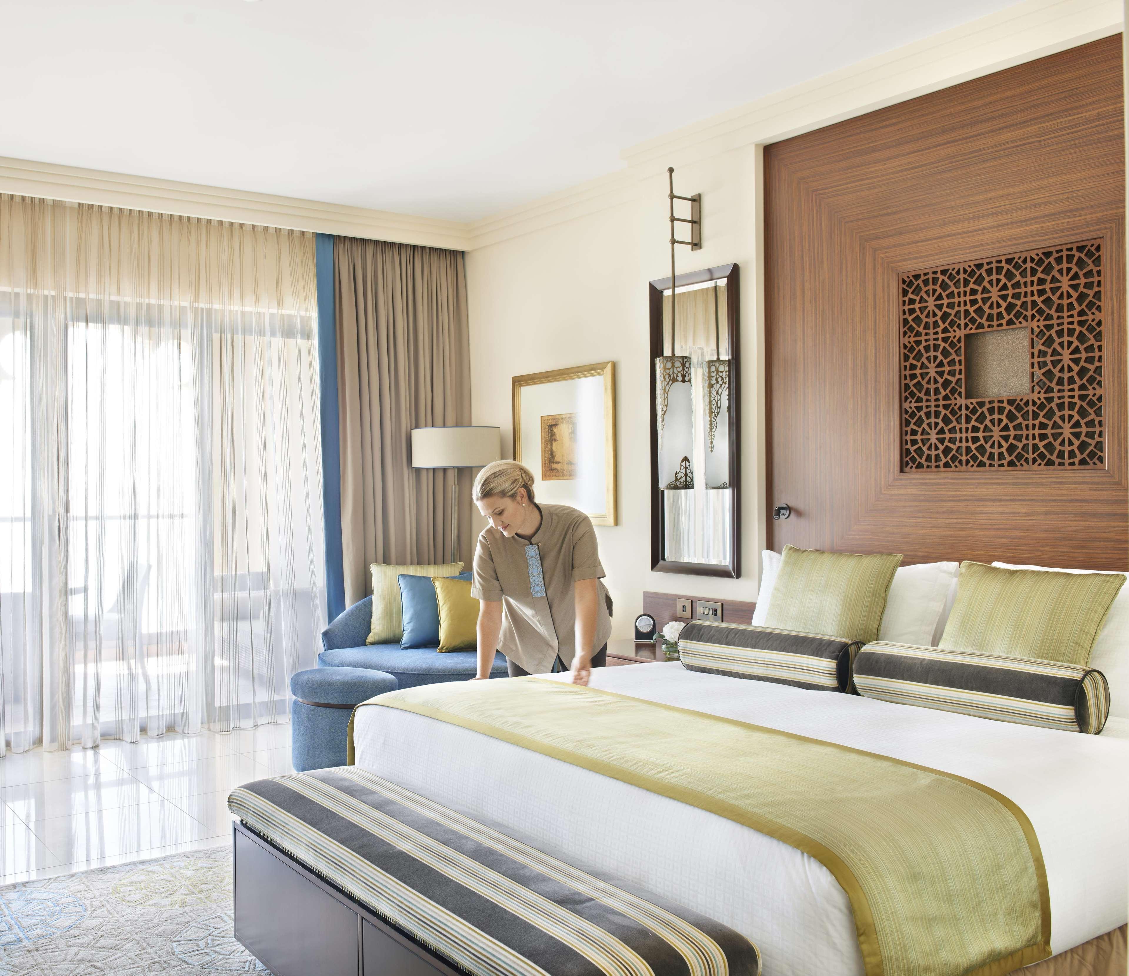 Double Deluxe King Bed