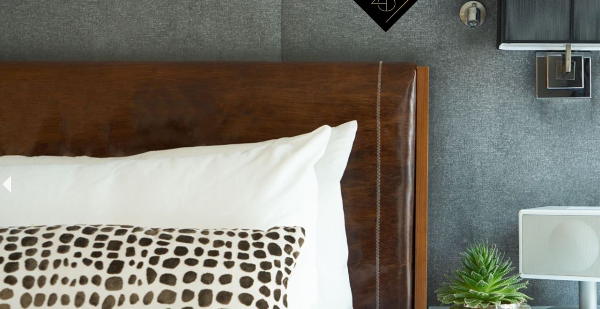 Single Premier King Bed