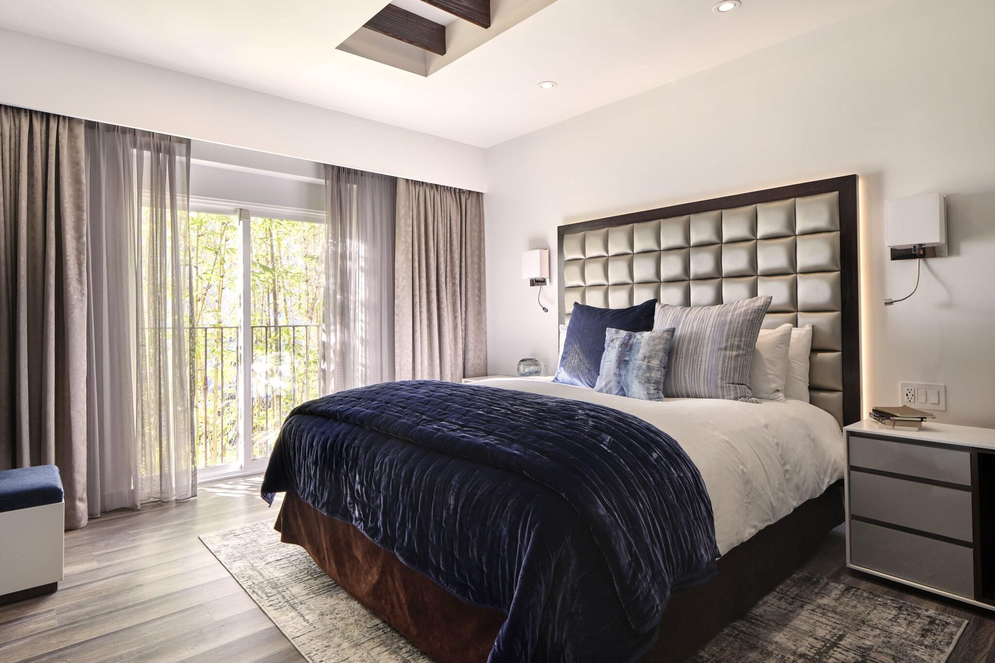 Villa Deluxe King Bed