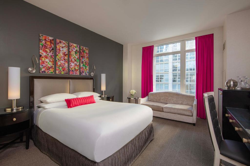 Room Superior Queen Bed