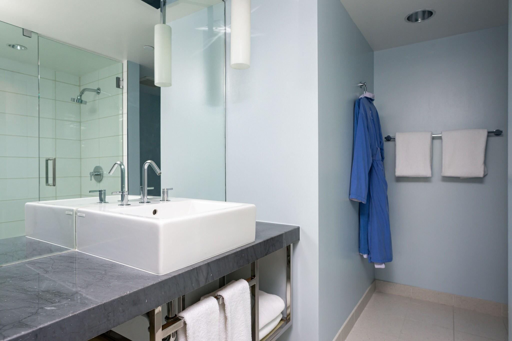 Double Two Queen Beds