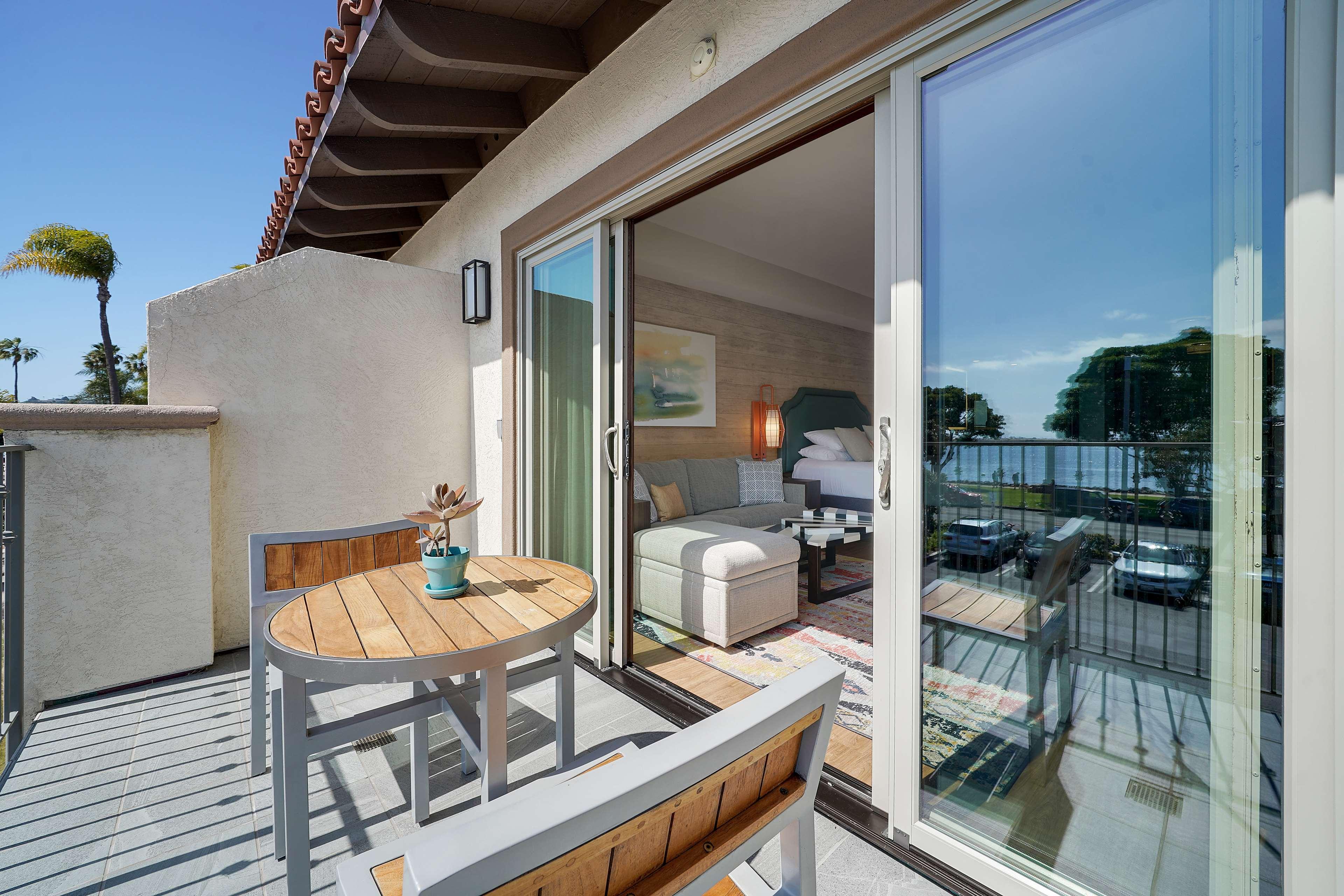 Junior Suite Bay View