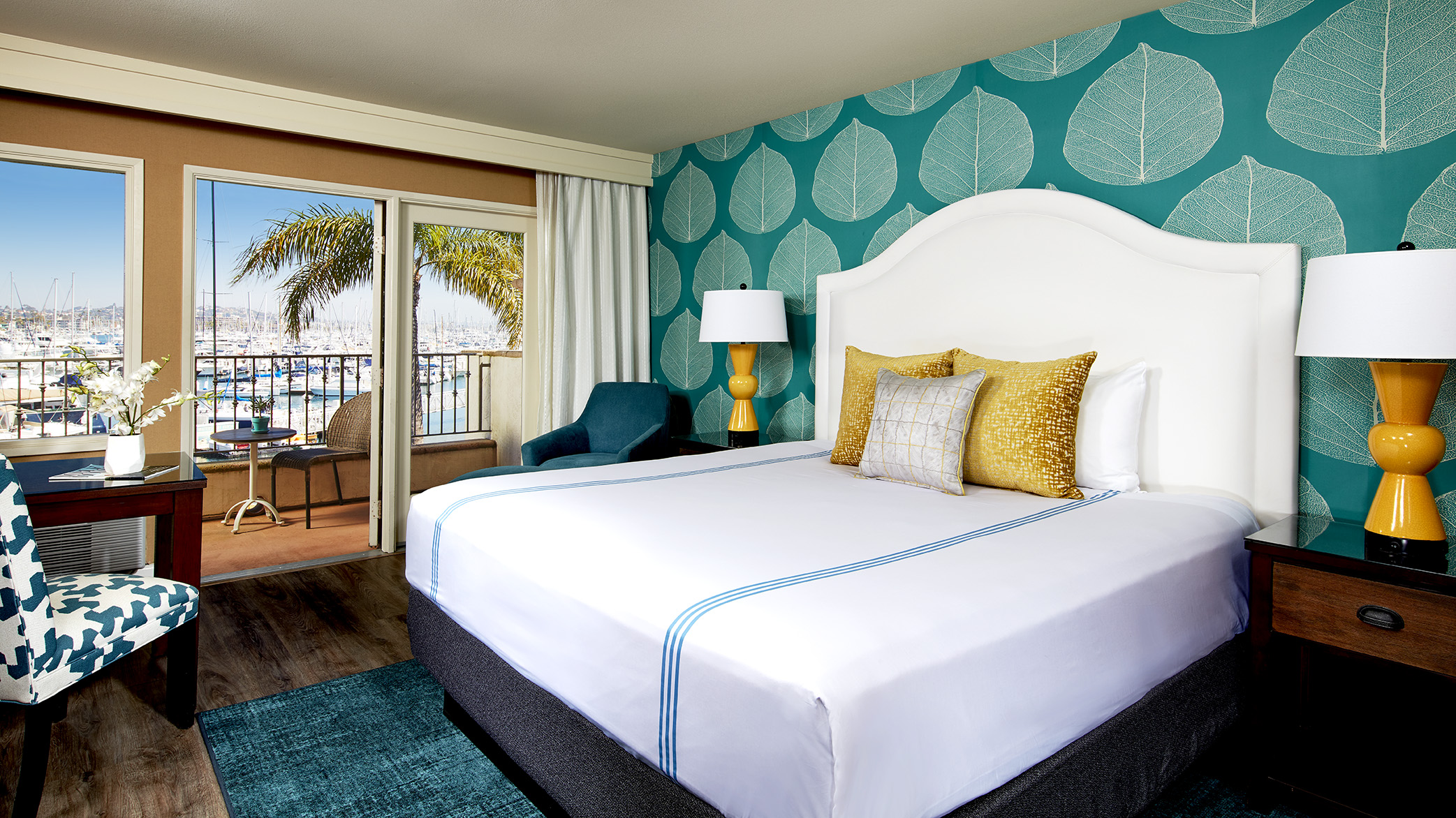 Double Bay View King Bed