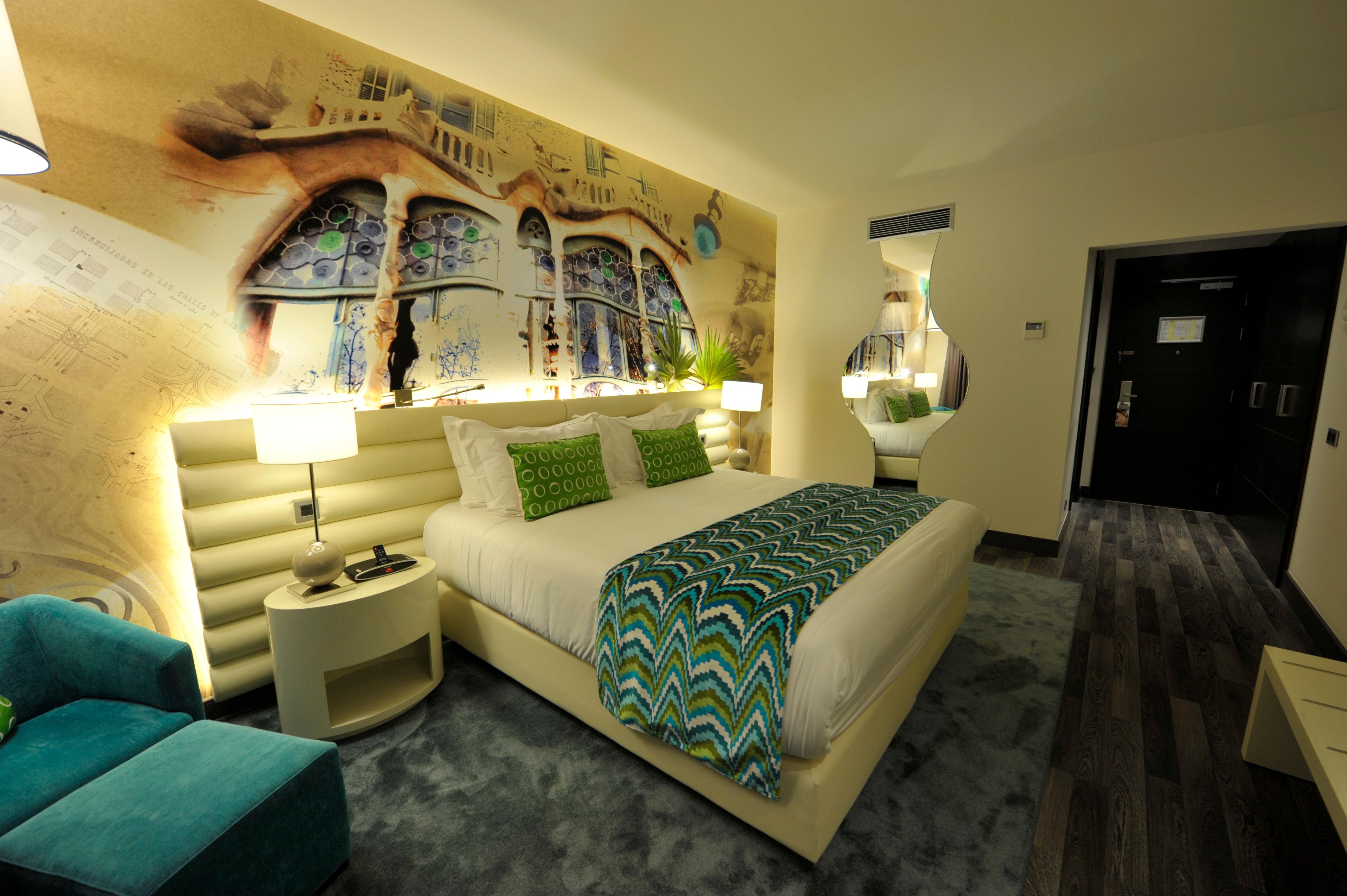 Double King Size Bed