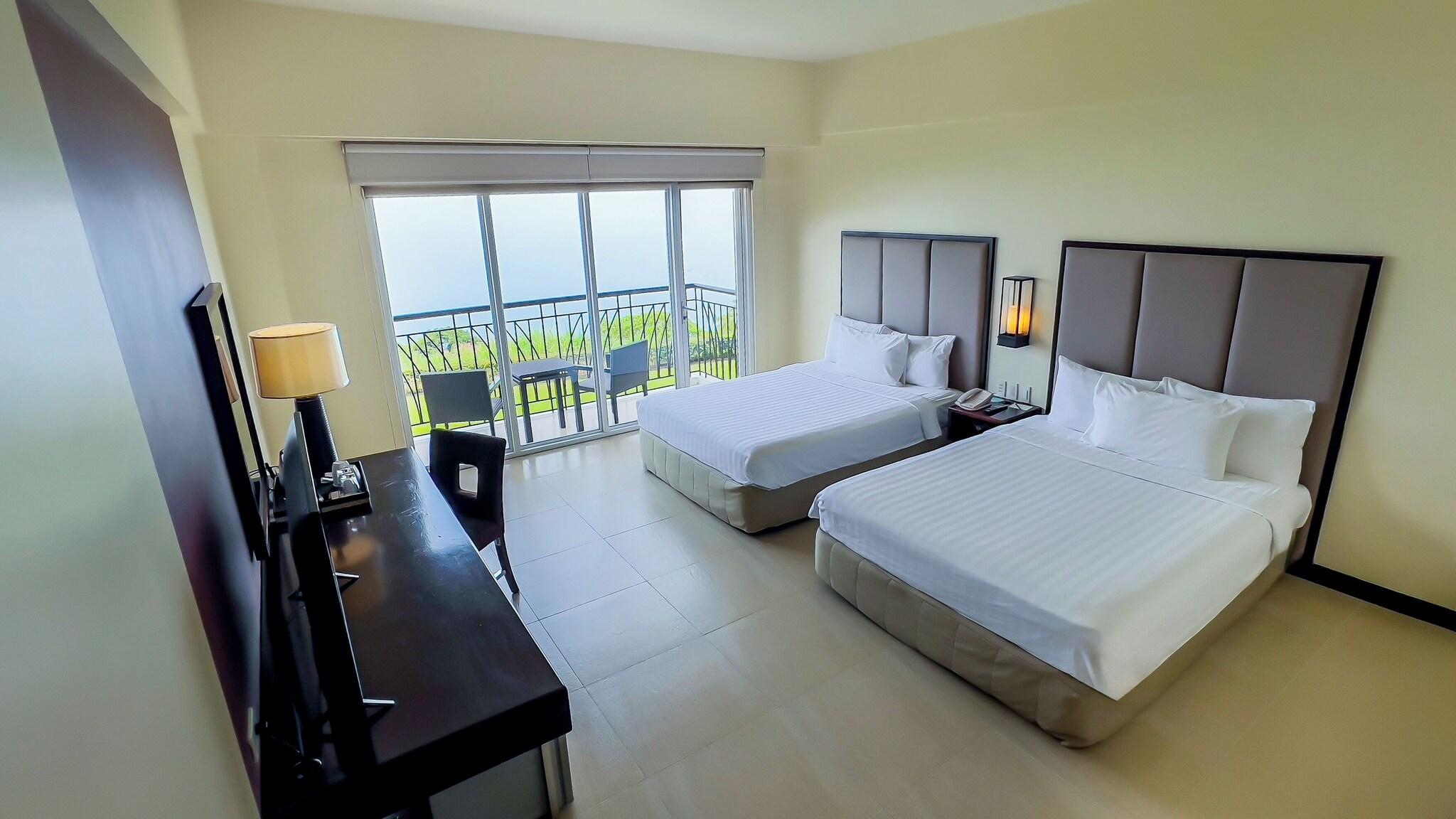 Quadruple Premier Queen Bed