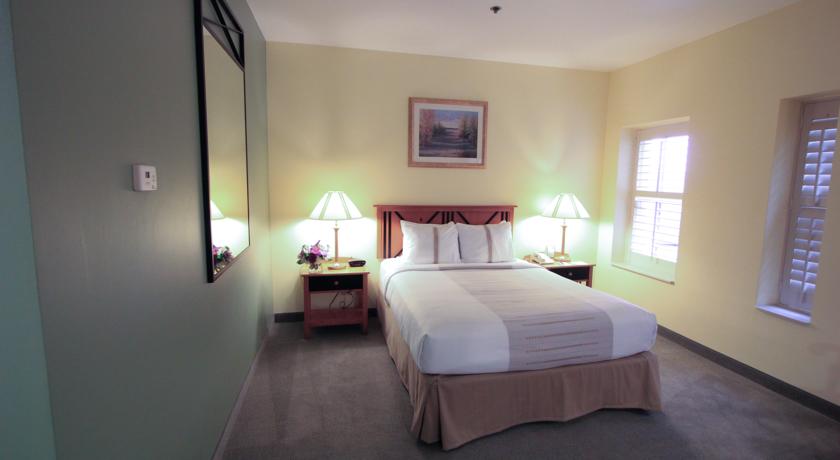 Double Superior Queen Bed