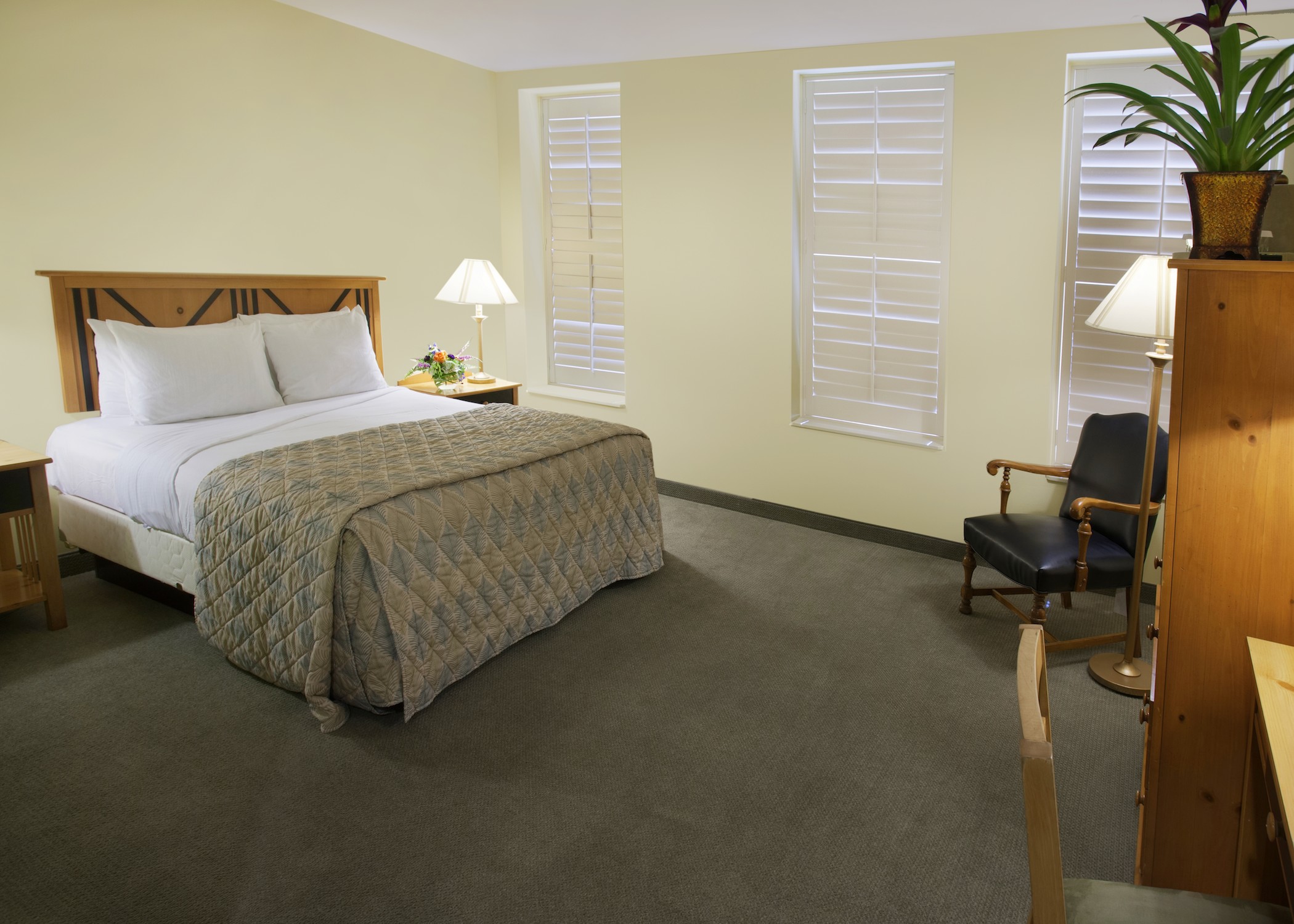 Double Deluxe King Bed