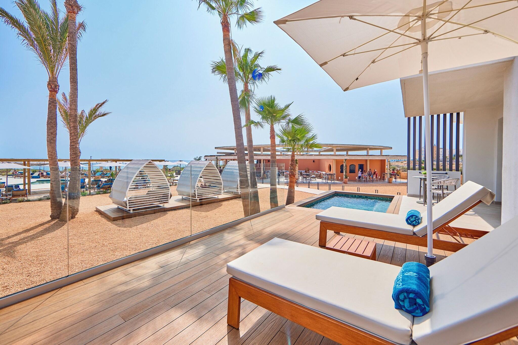 Suite Sea View with Private Pool