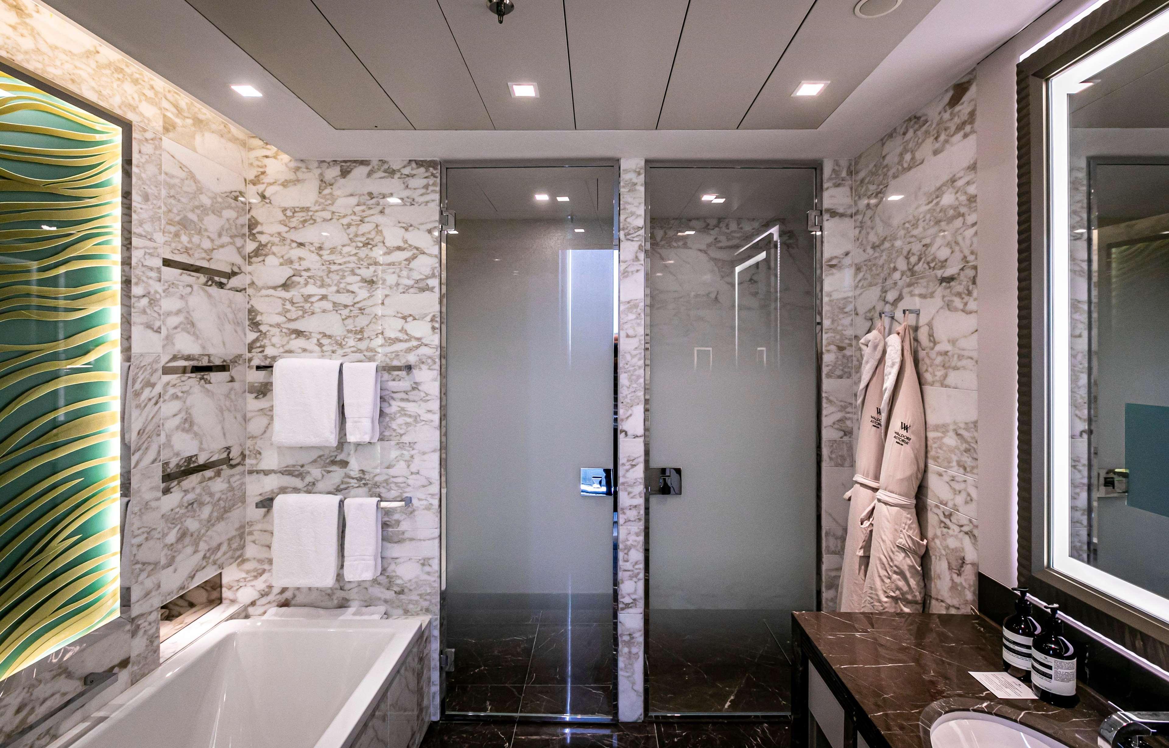 Junior Suite with Views