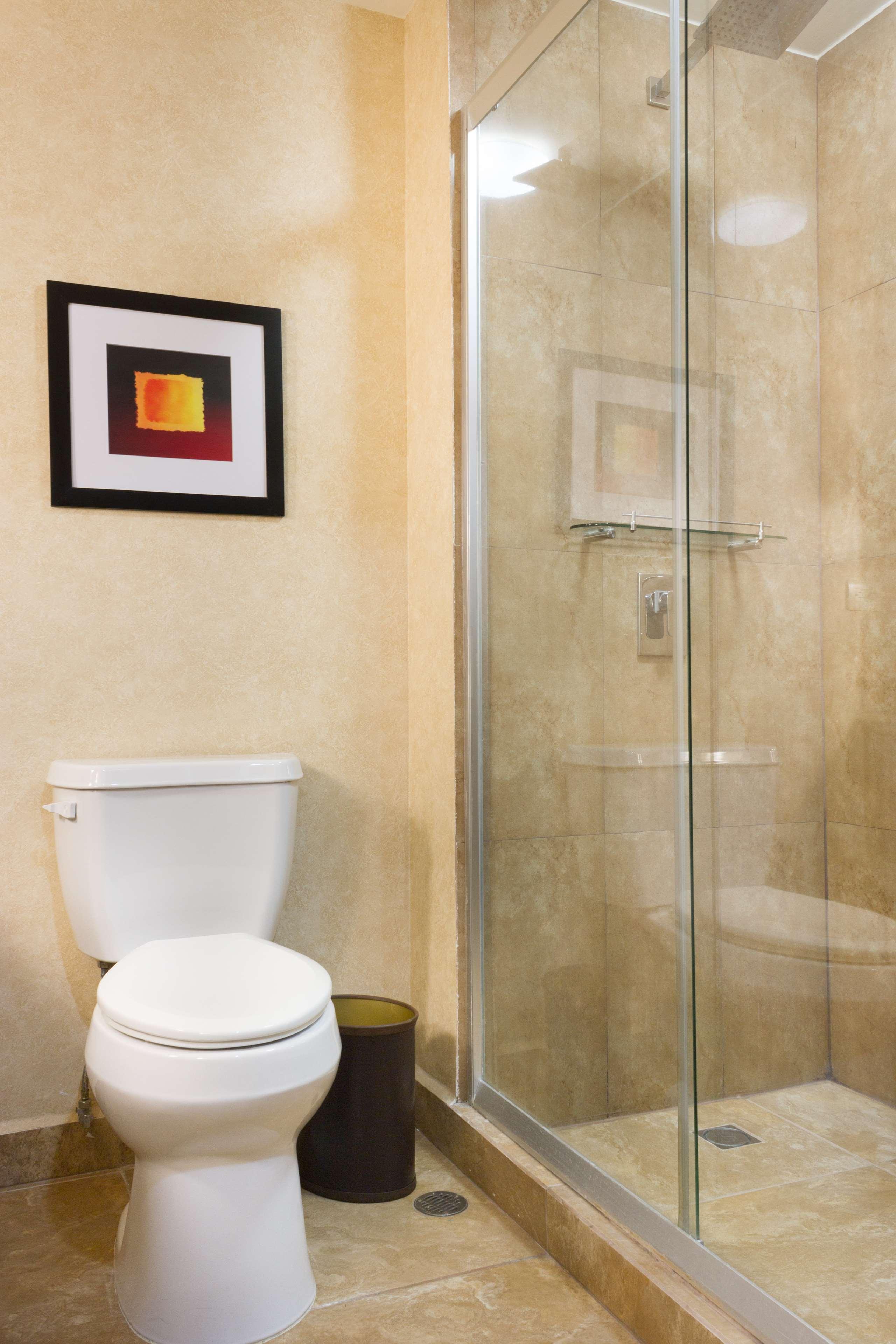 Quadruple Two Queen Beds