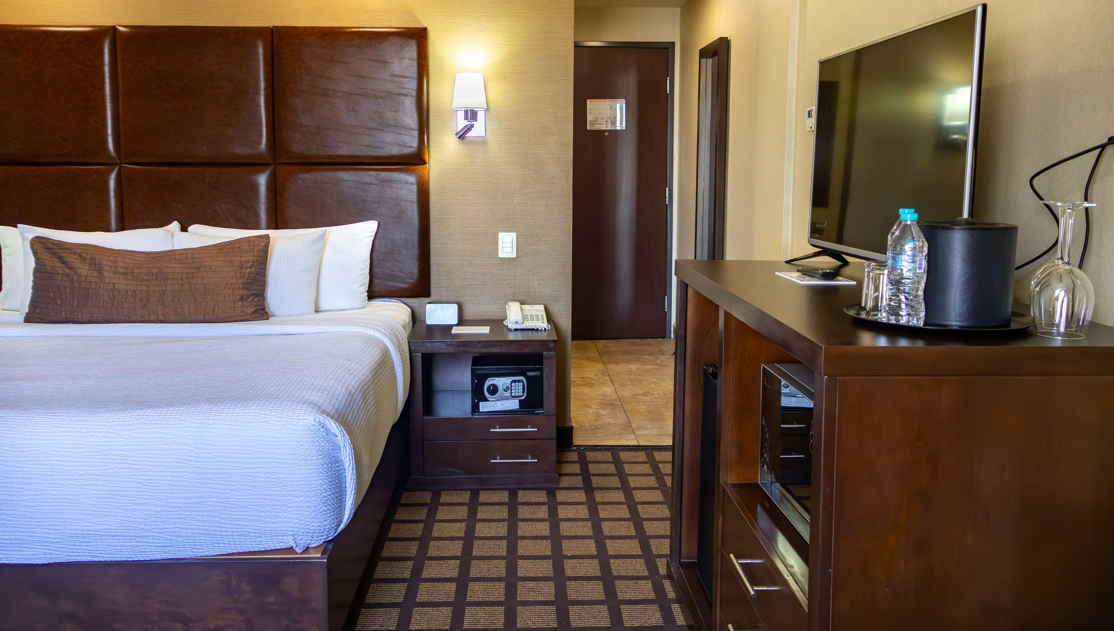 Double King Size Bed