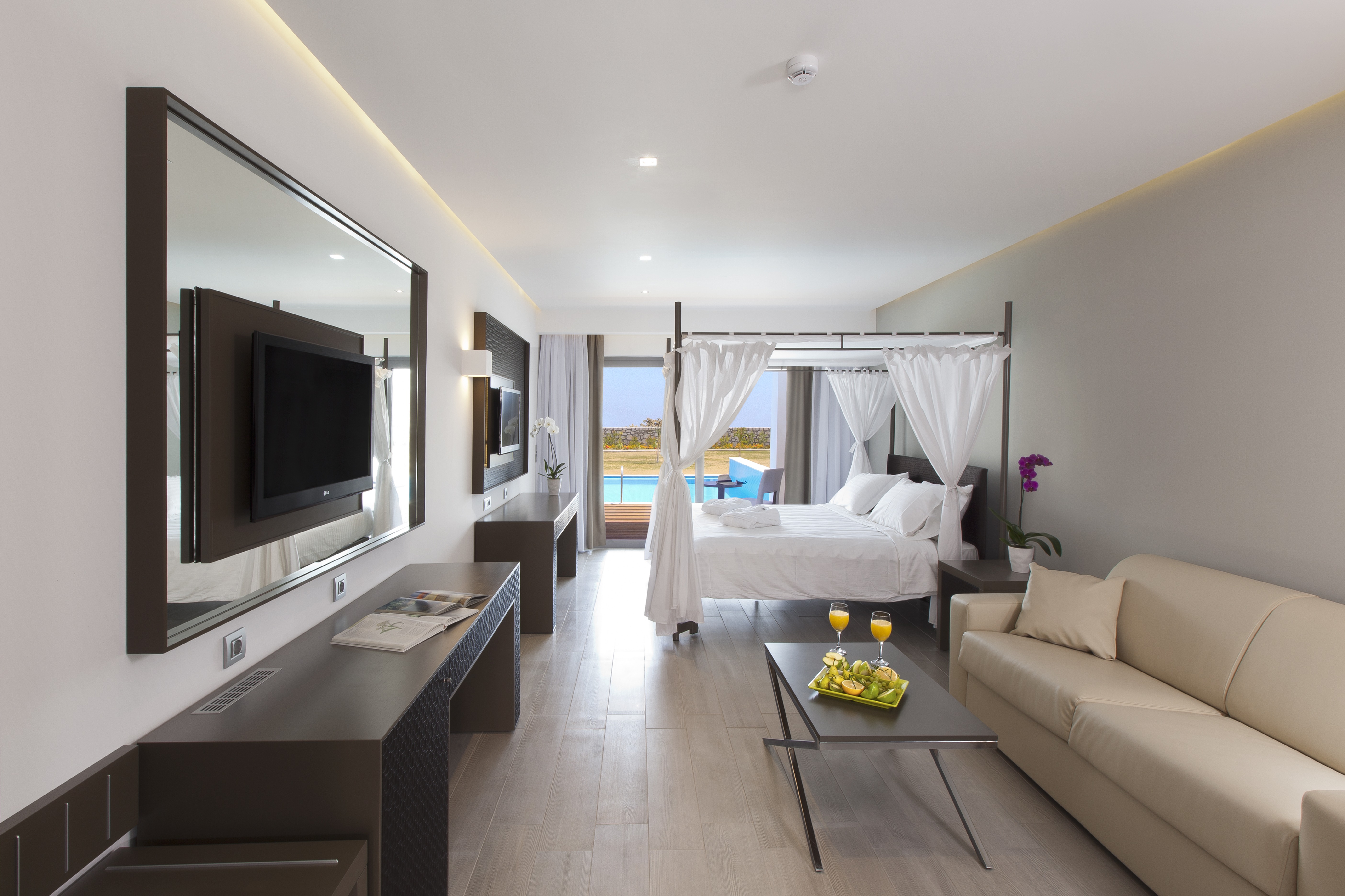 Junior Suite with Private Pool