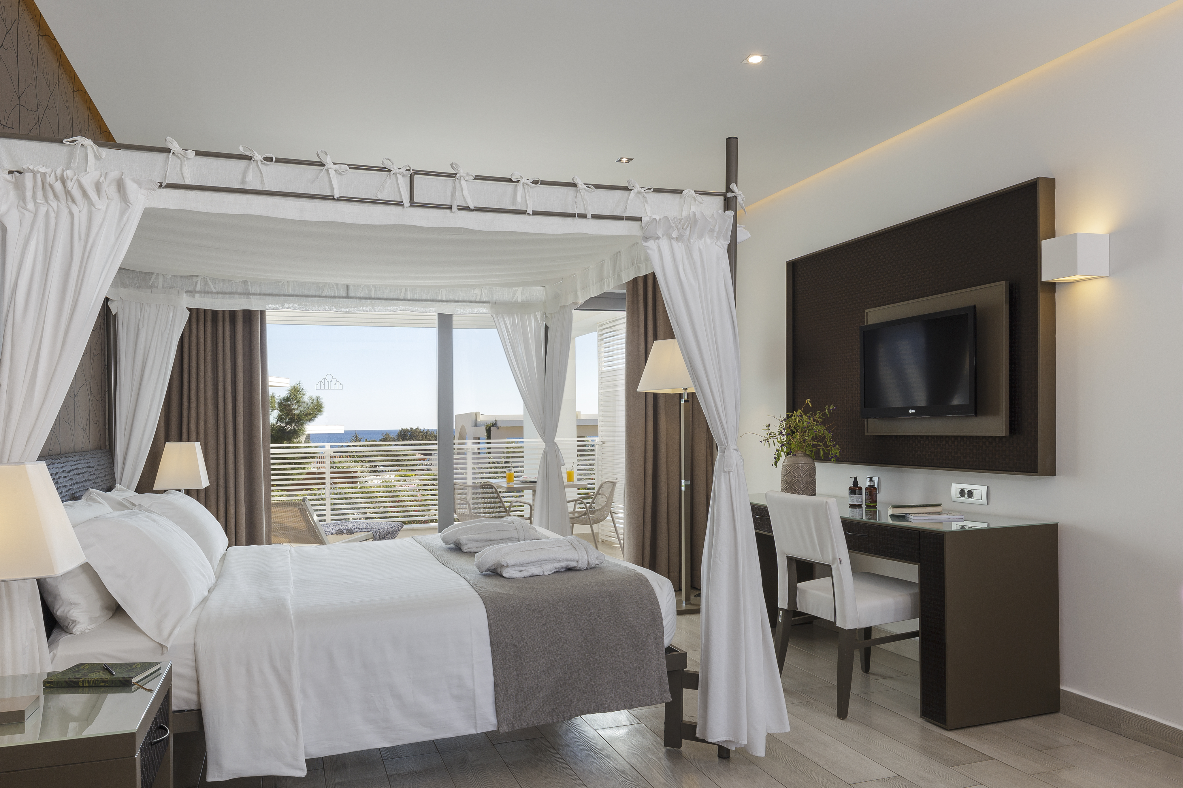 Junior Suite with Balcony