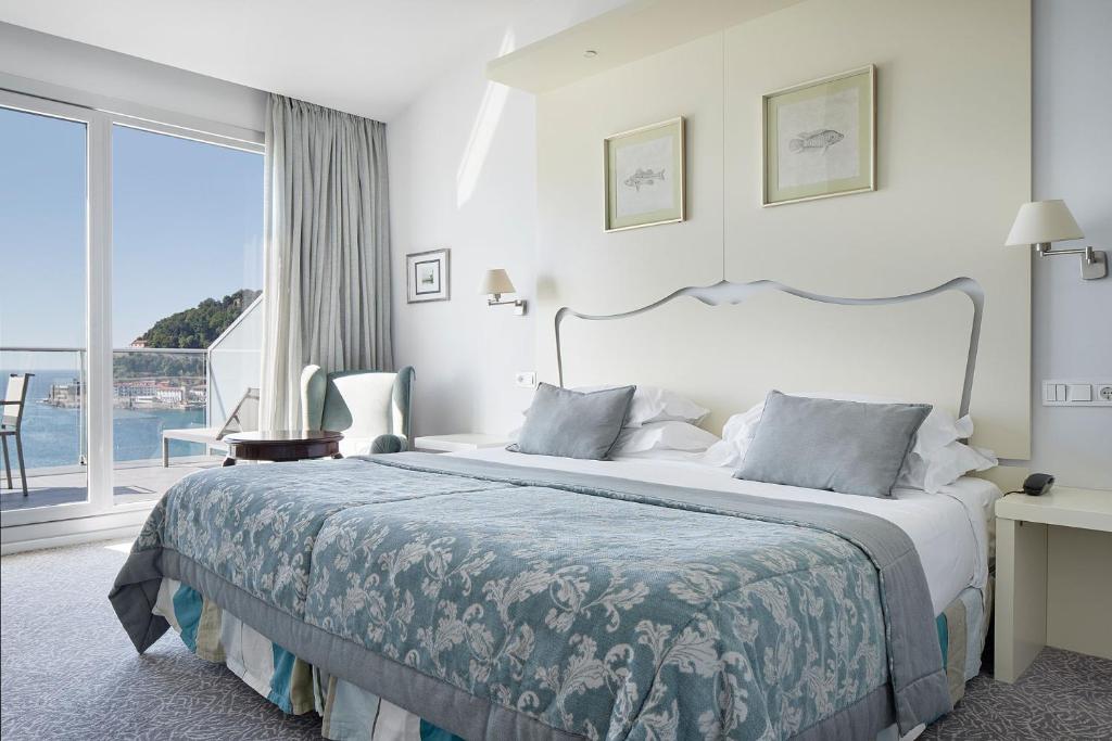 Double Sea View with Terrace