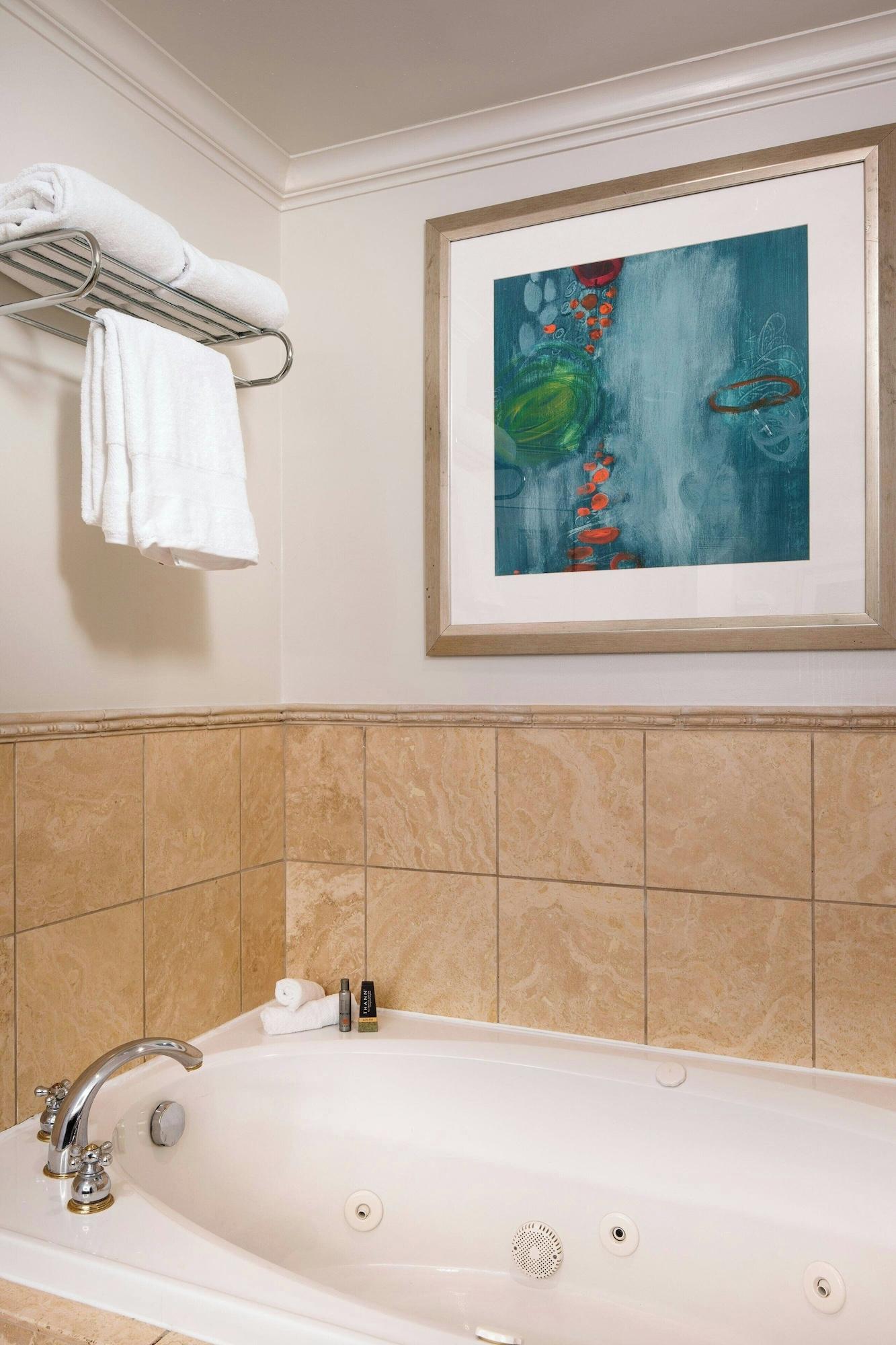 Suite Ocean View Two Double Beds