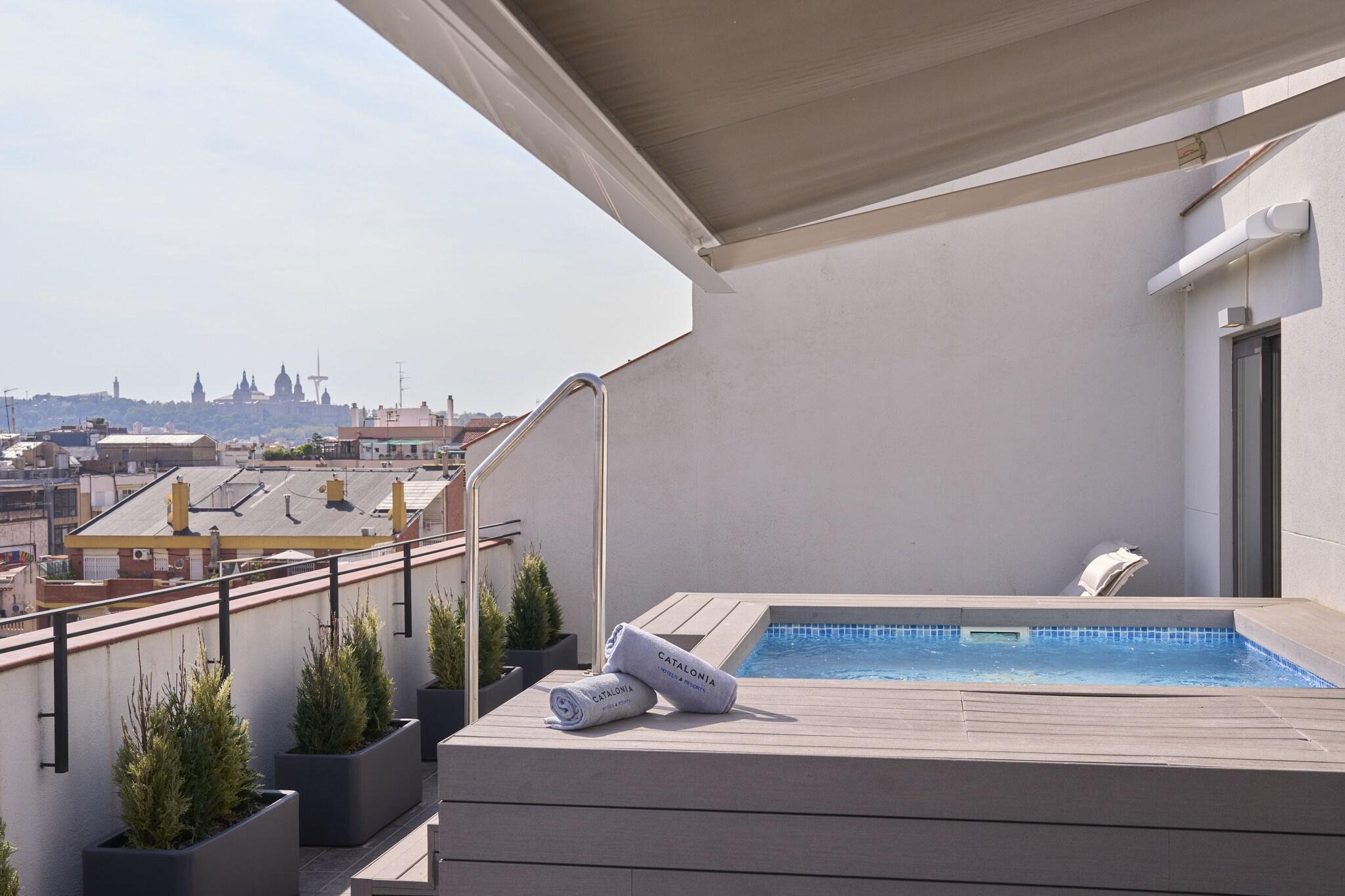 Suite with Private Pool