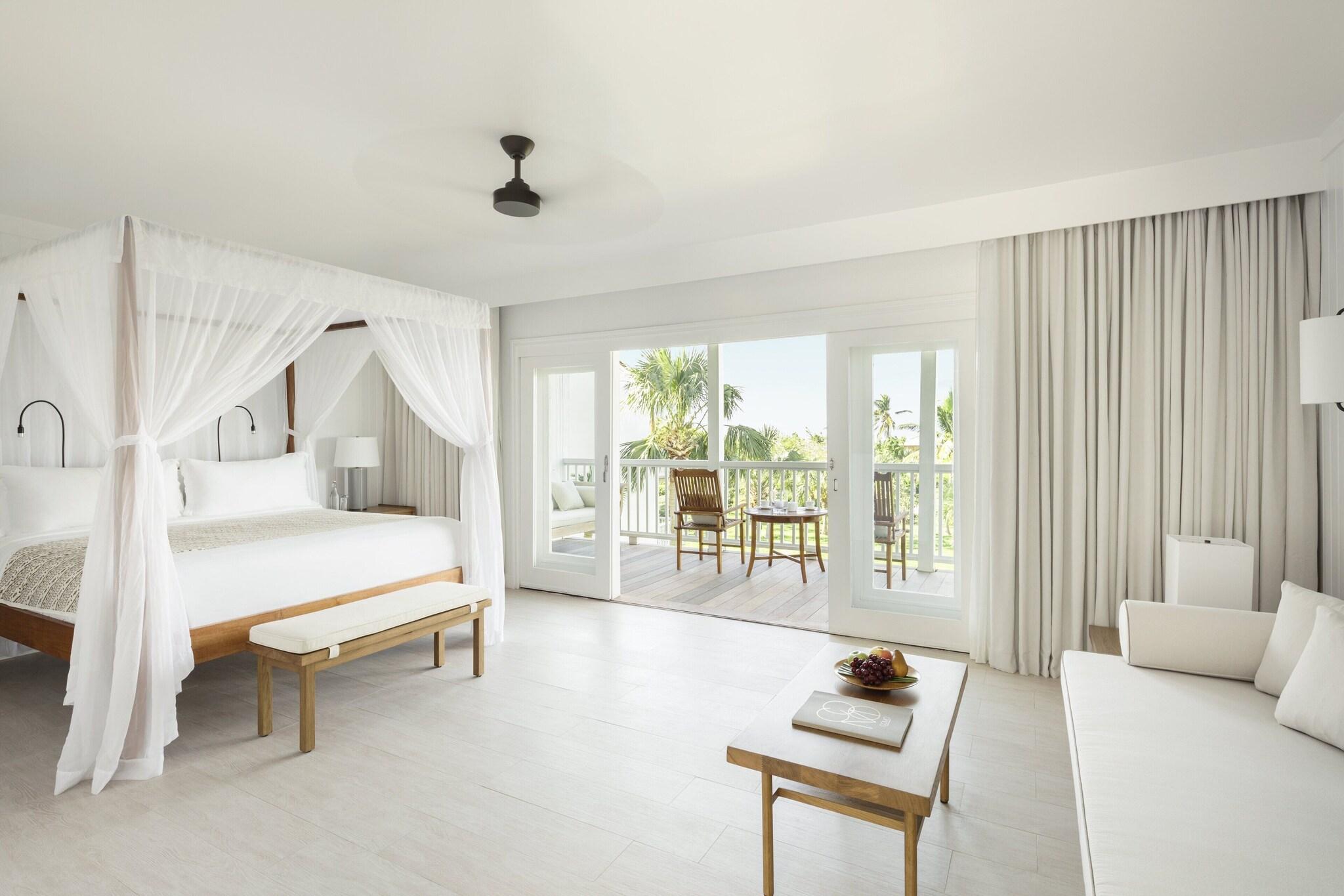 Double Garden View King Bed