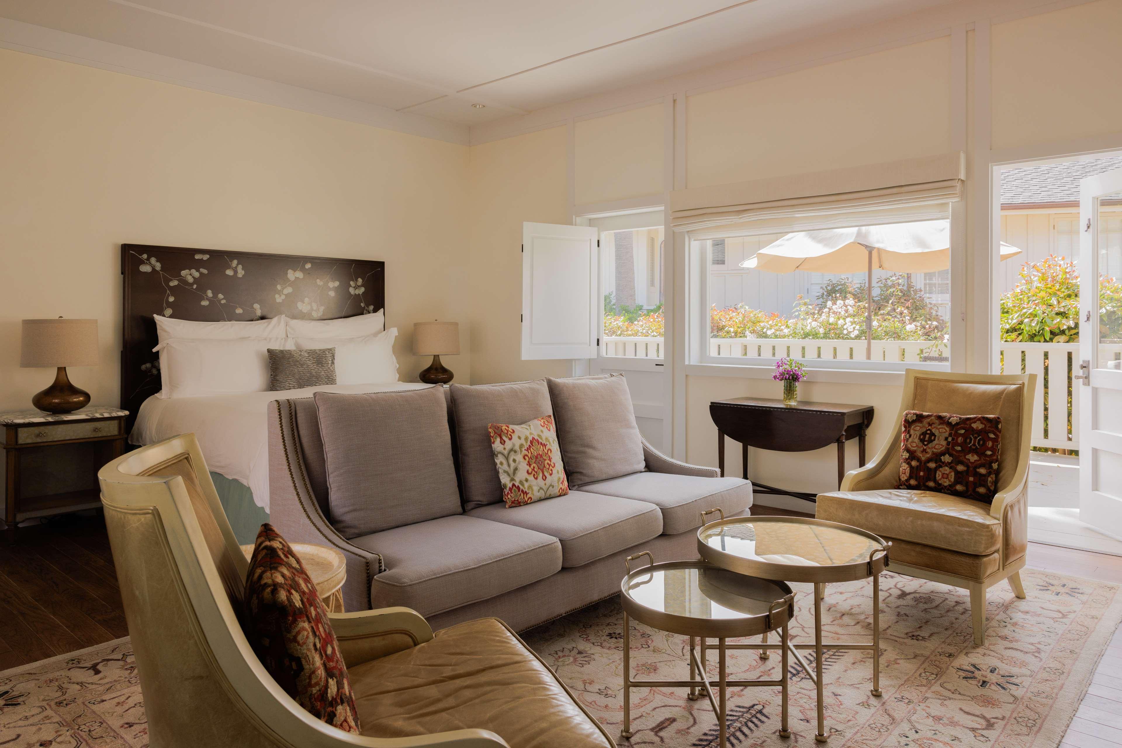 Bungalow Garden View