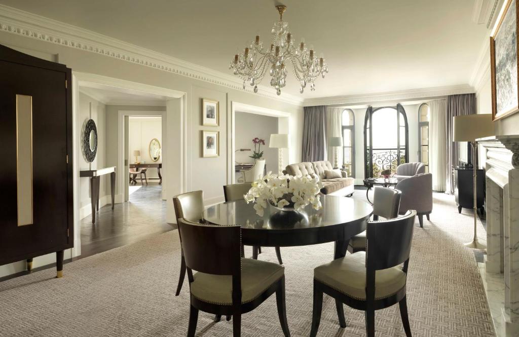 Suite King Bed One Bedroom 