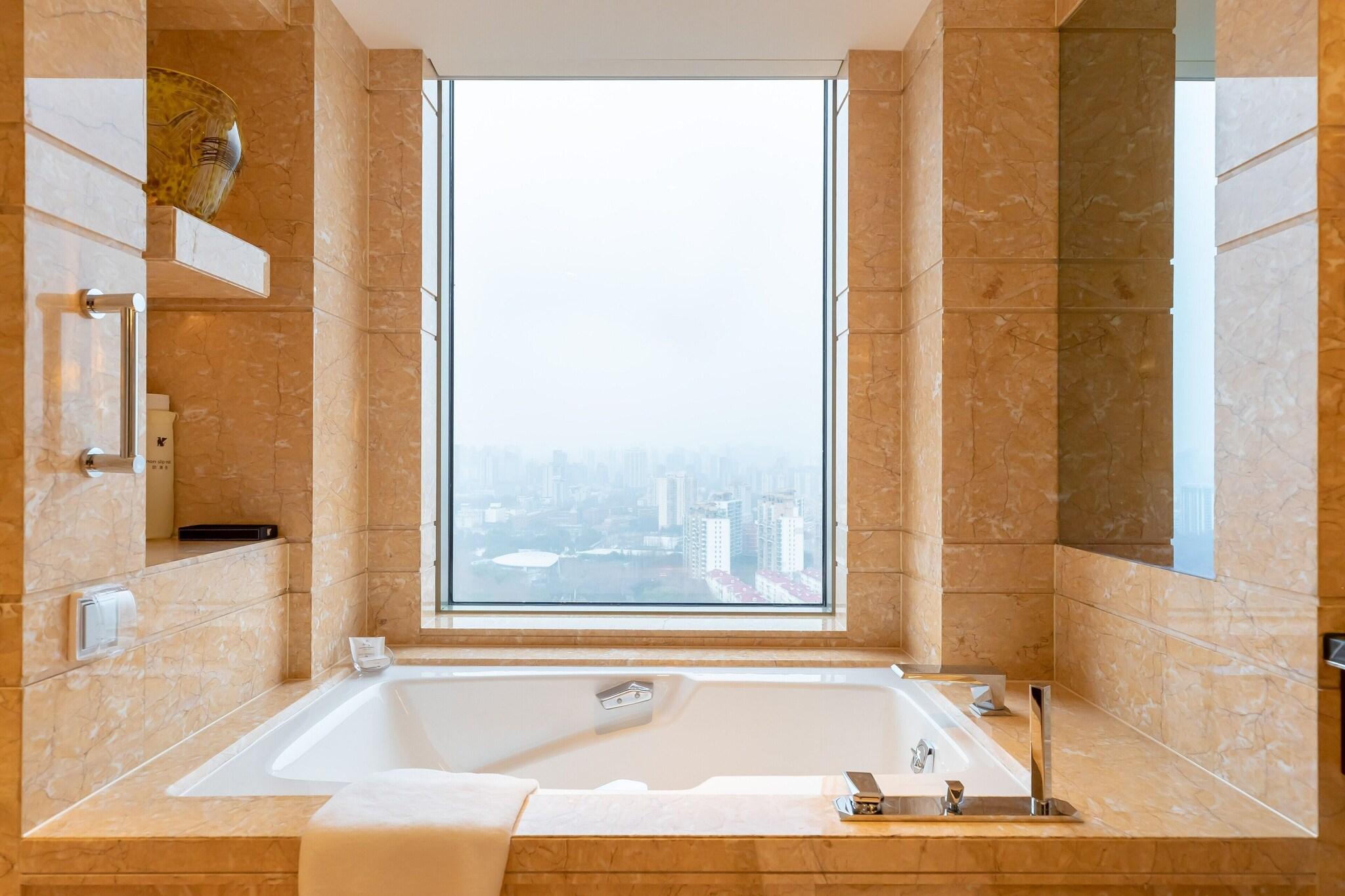 Suite Executive King Bed