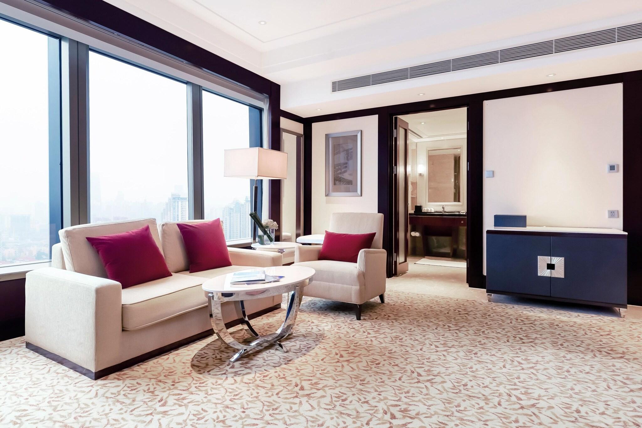 Double Executive King Bed