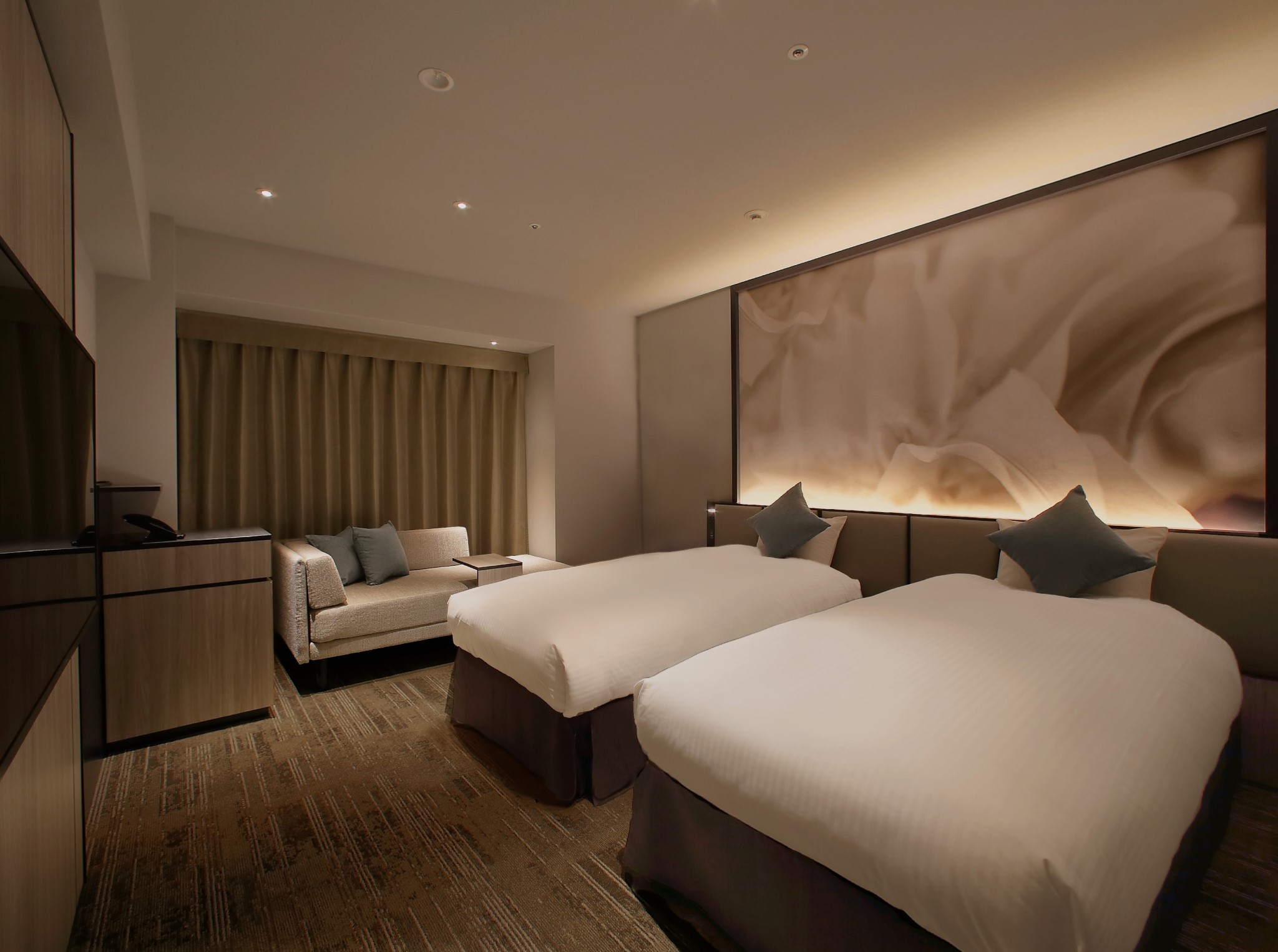 Room Connecting Room