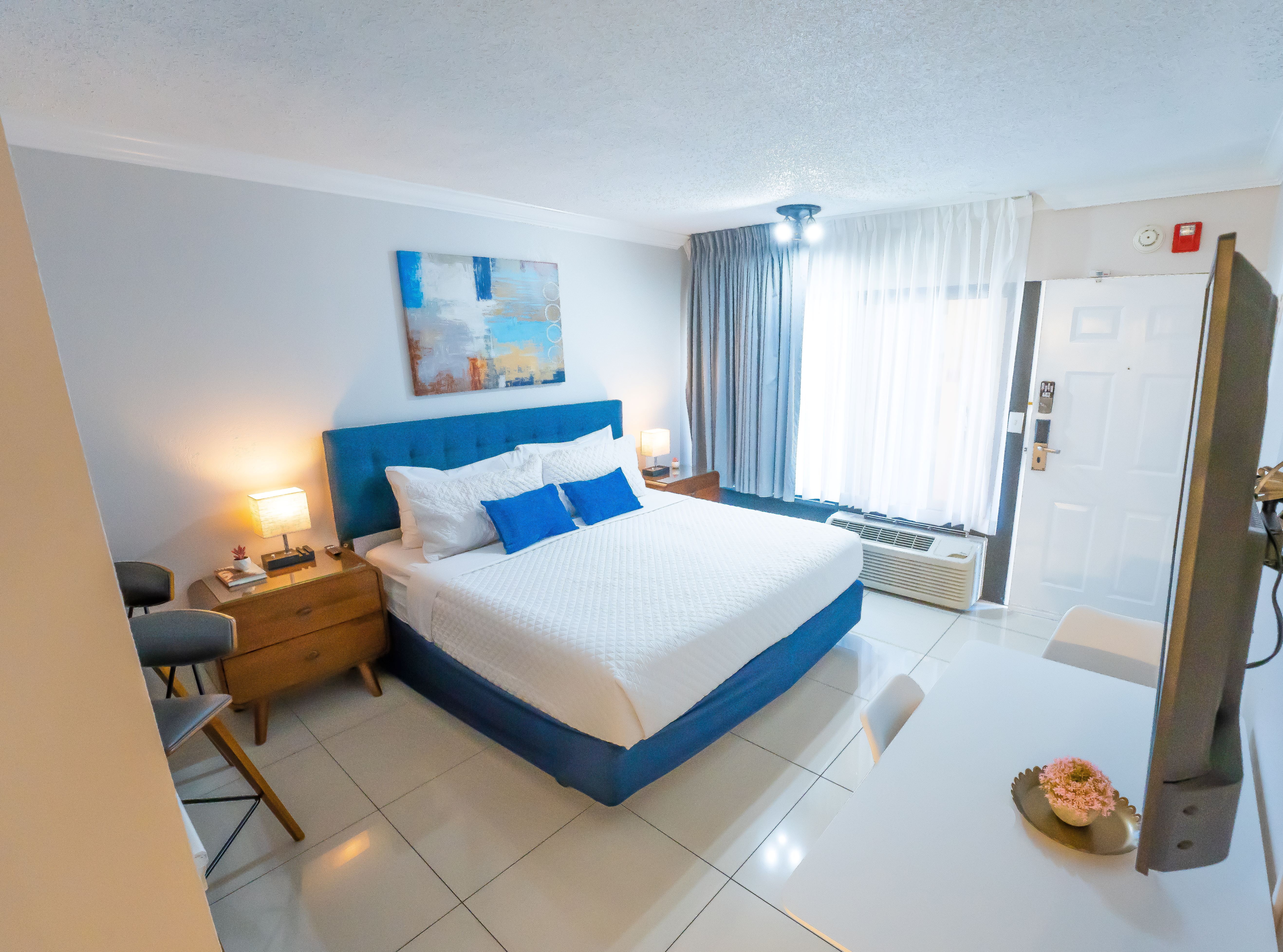 Double Queen Size Bed