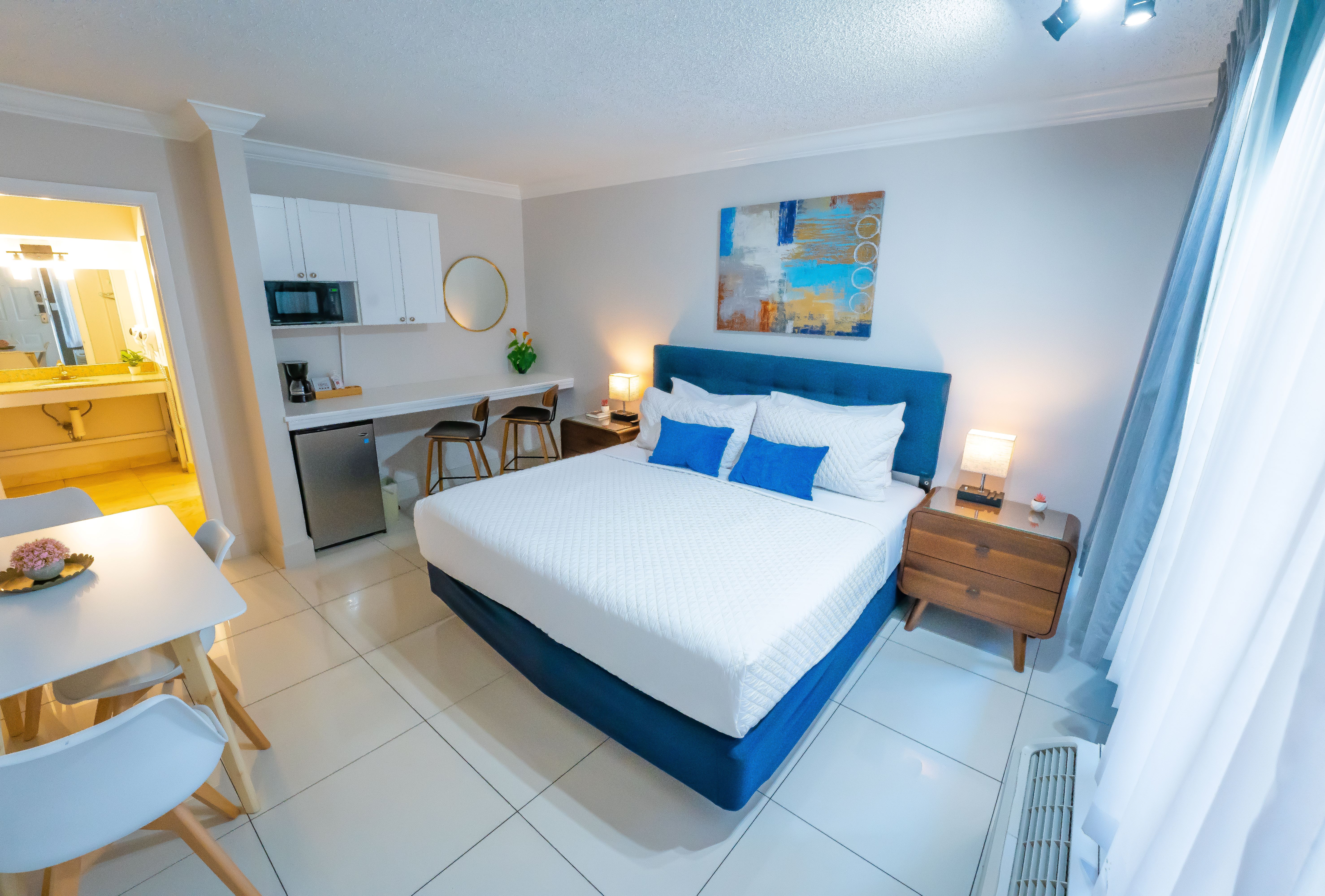 Double Queen Size Bed