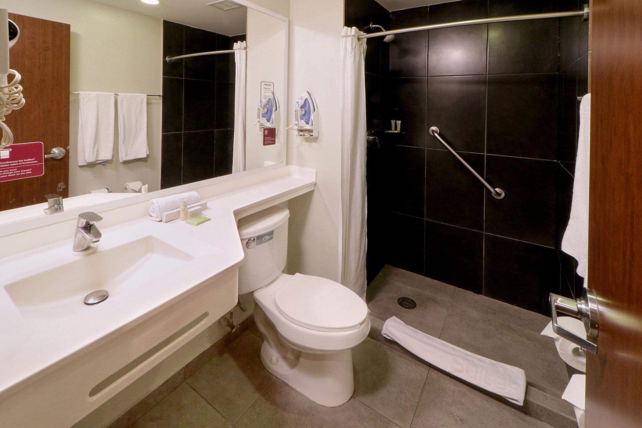 Suite Two Double Beds One Bedroom 