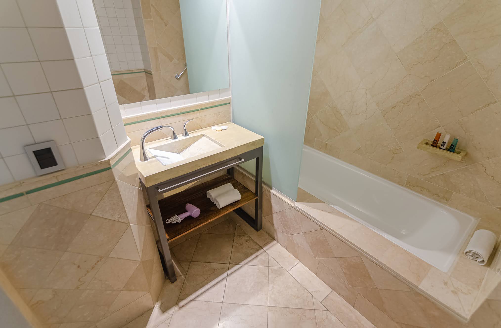 Double or Twin Standard