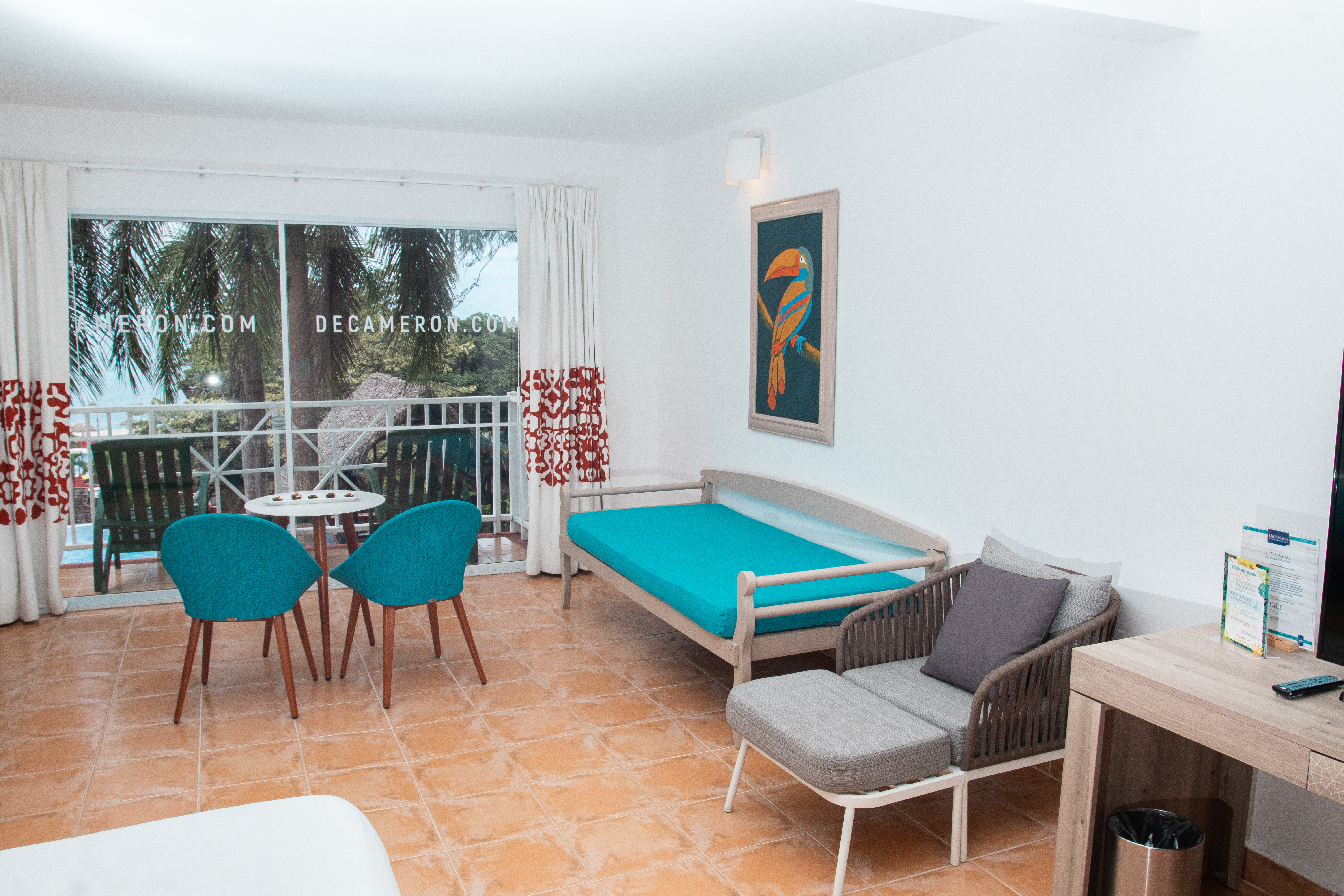 Double Deluxe One Bed