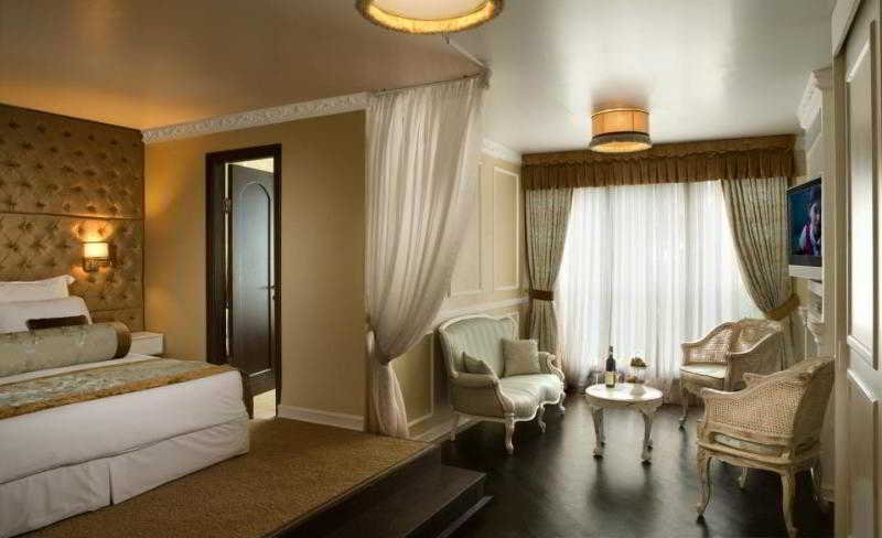 Suite Deluxe Garden View