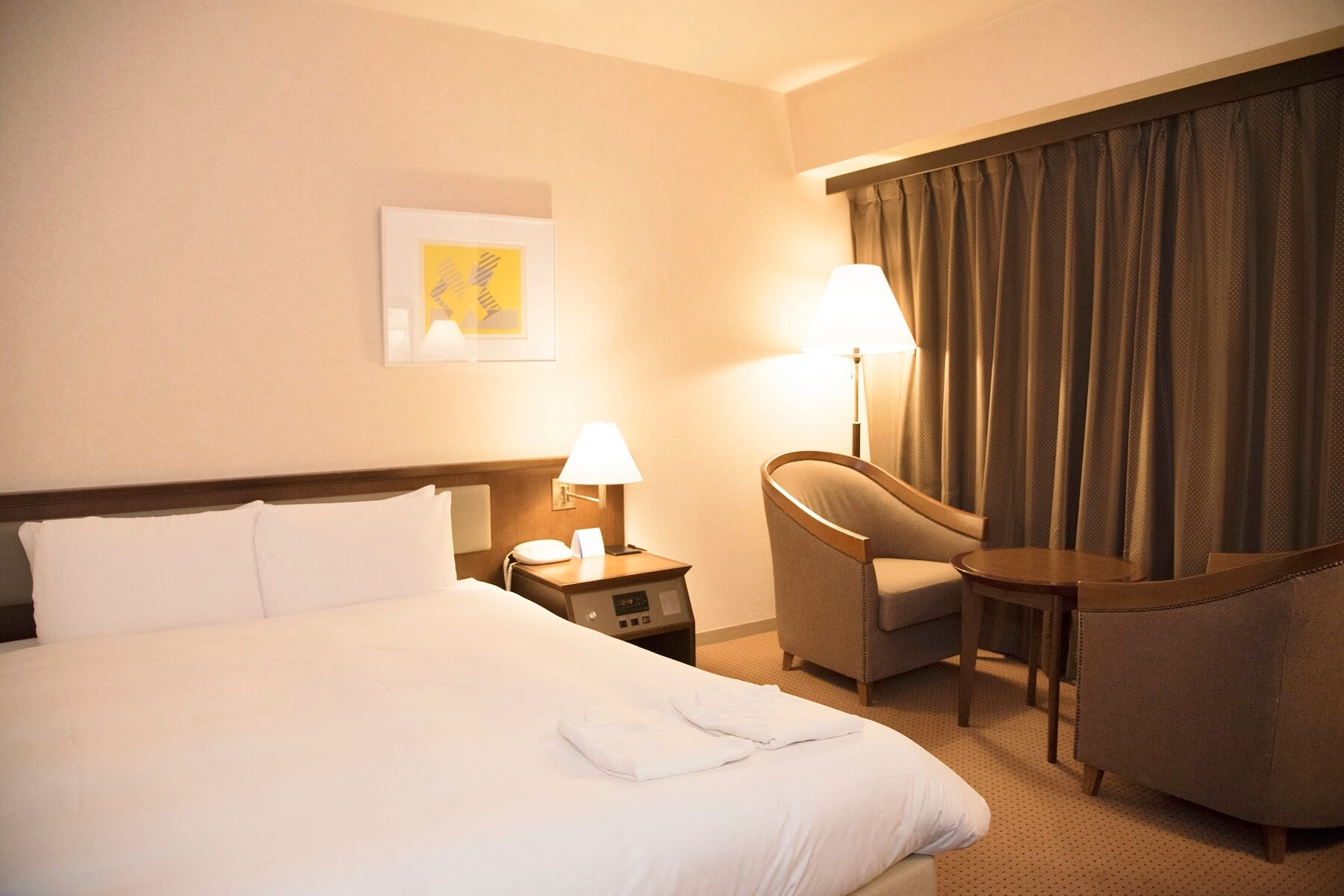 Double Queen Size Bed